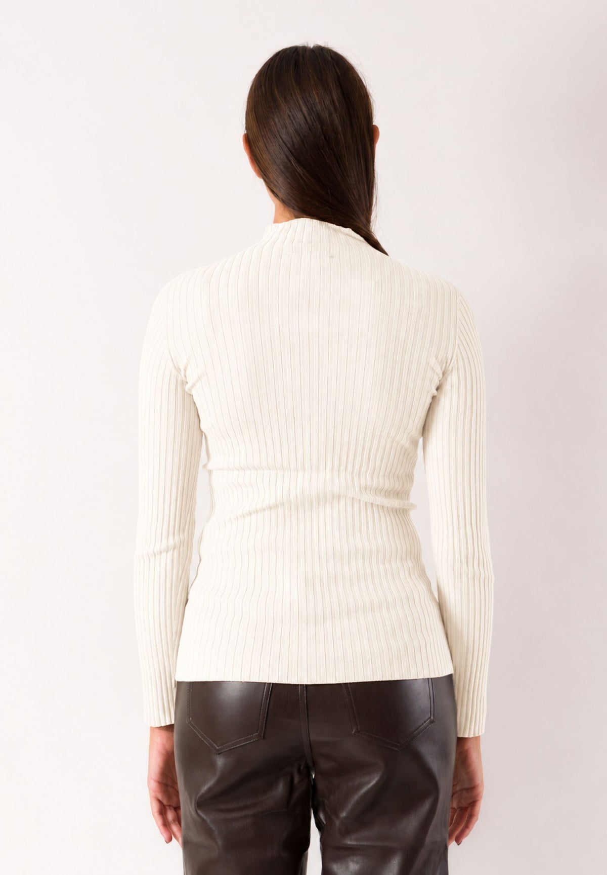 Maglia a coste collo alto 3M1714