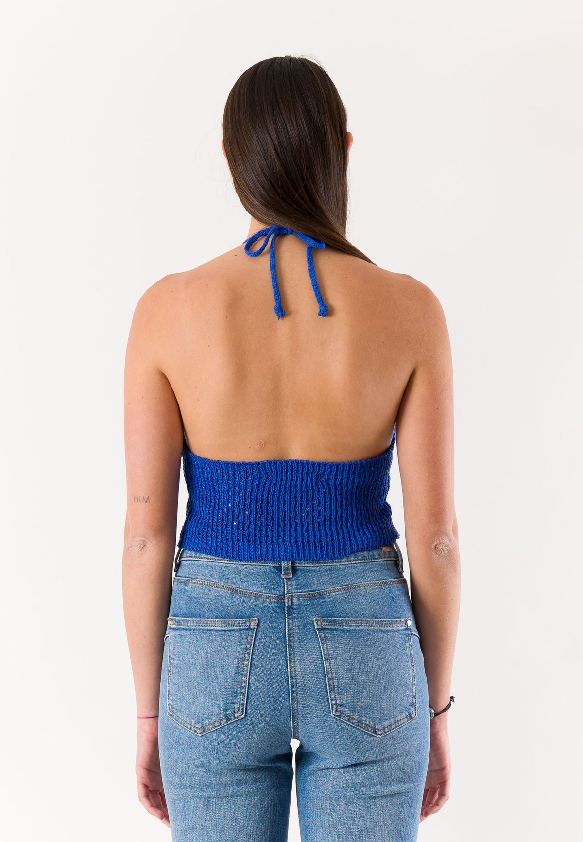 top corto con ricami A24183