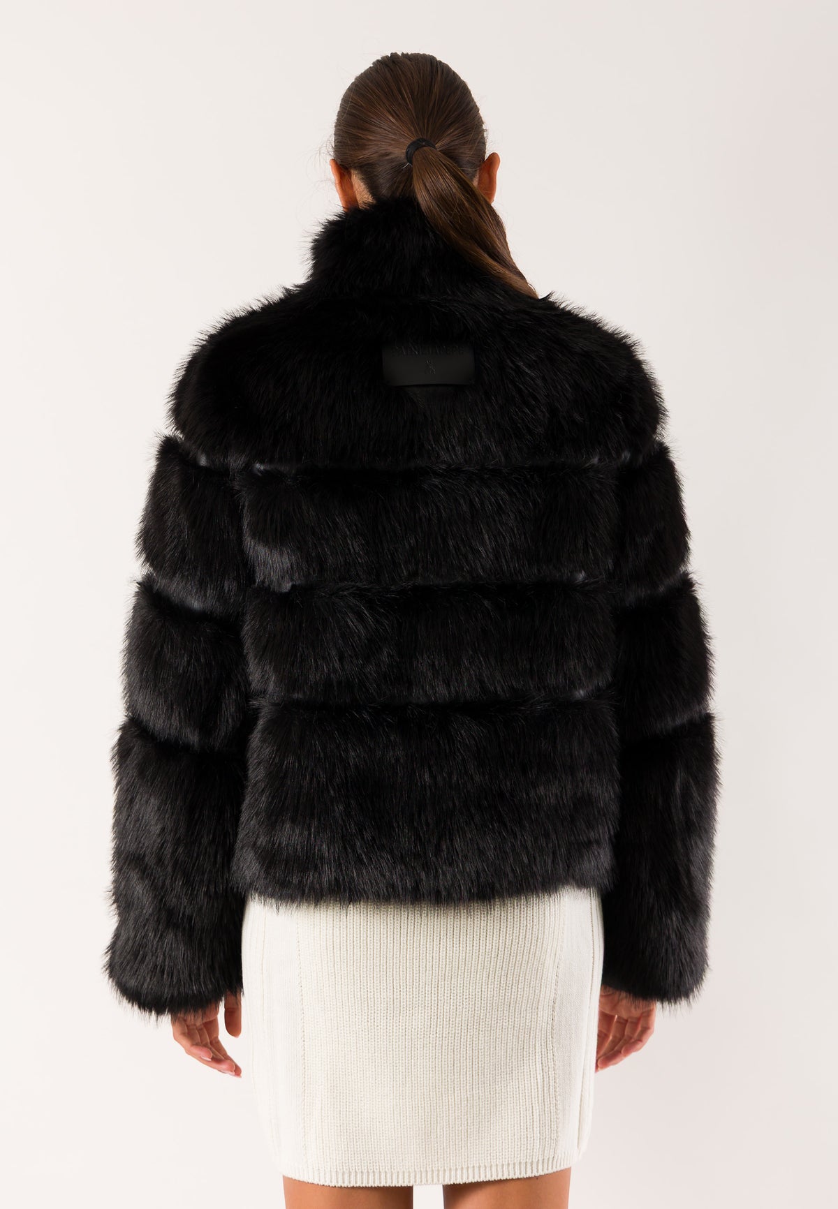 Patrizia Pepe 2O0185 eco-pelliccia cropped
