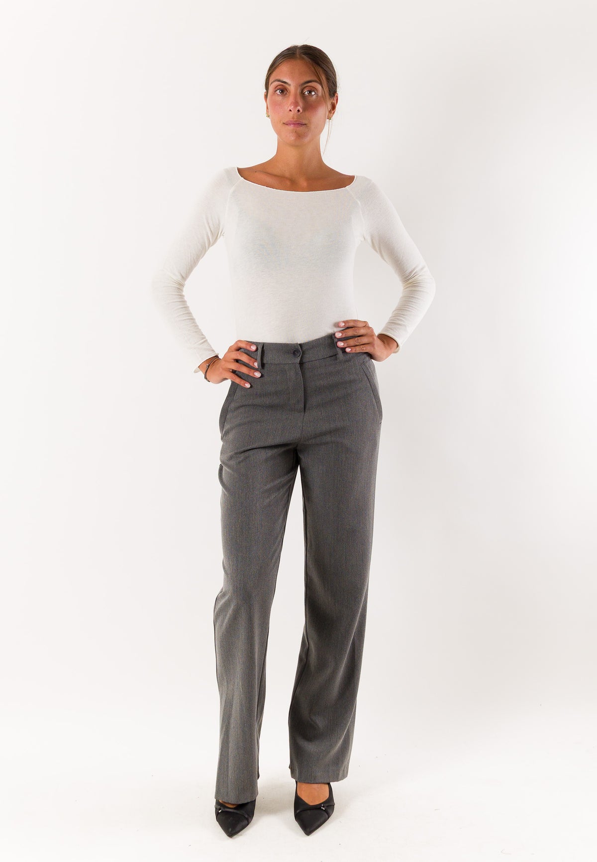 pantalone spacchi
