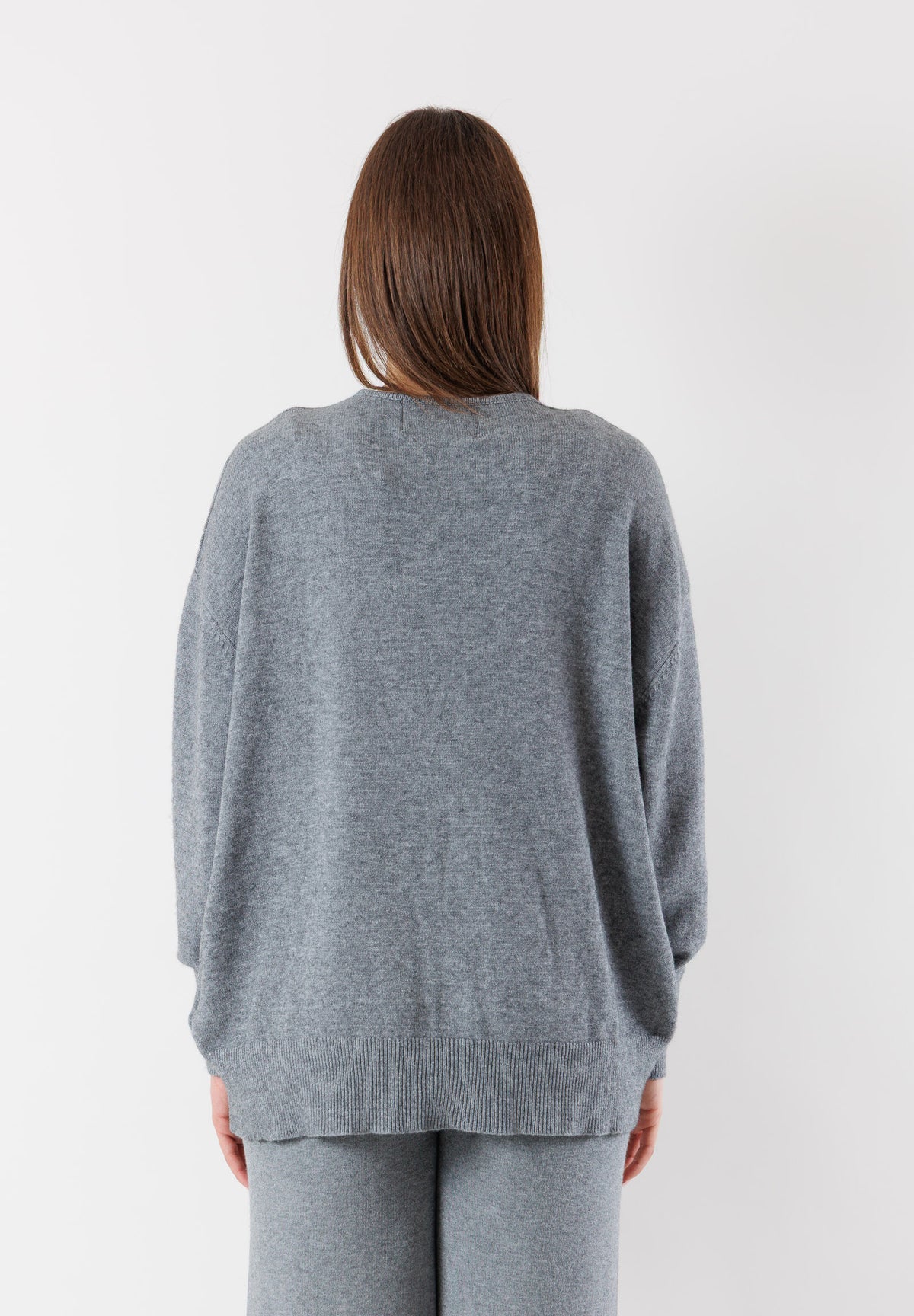 maglia scollo v con polsini a costine BY09074