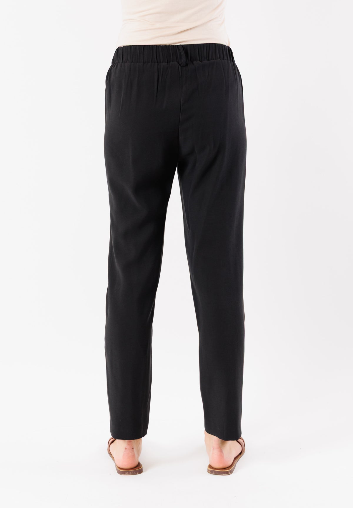 Pantaloni dritti con vita comoda PE25219