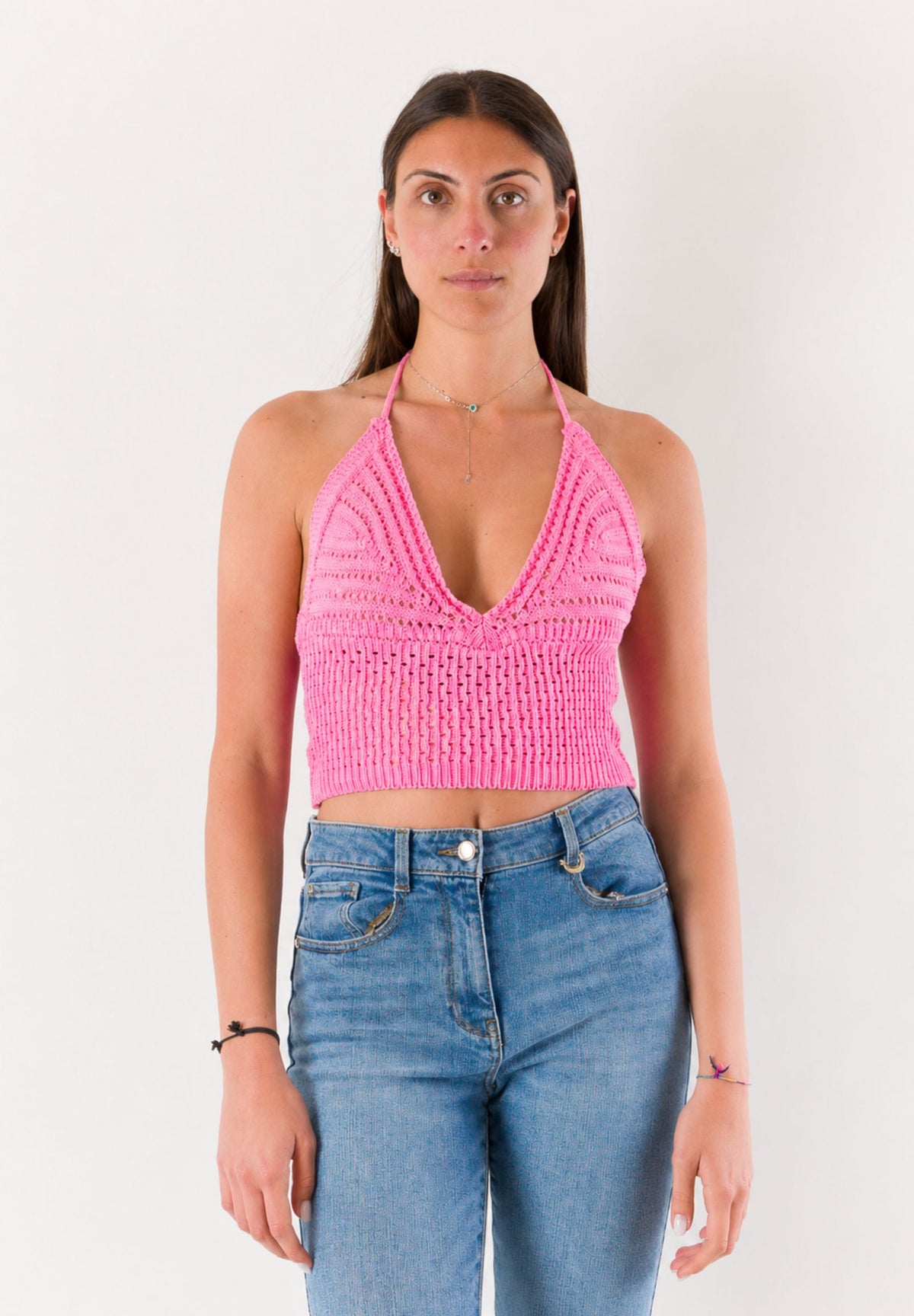 top corto con ricami A24183