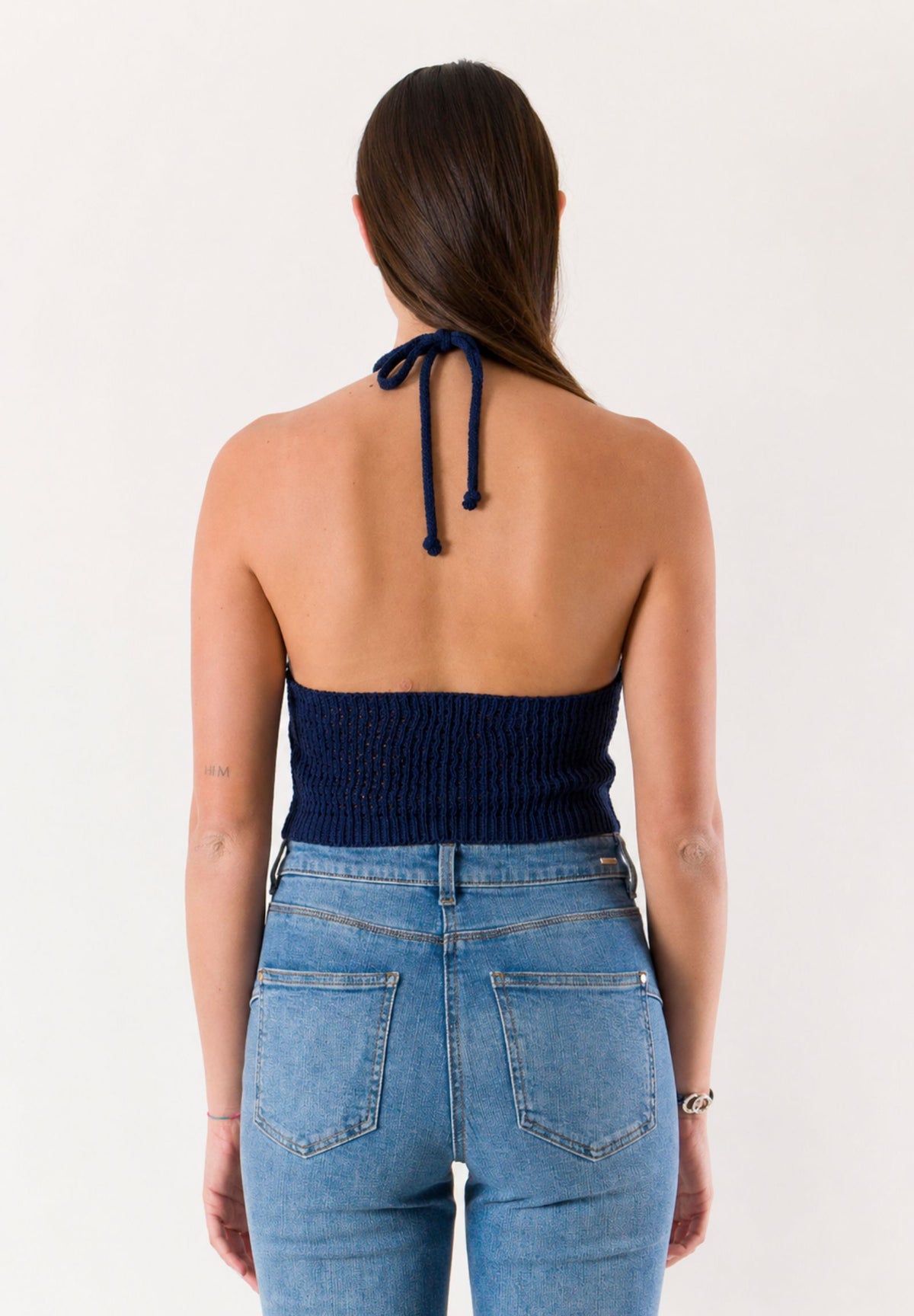 top corto con ricami A24183