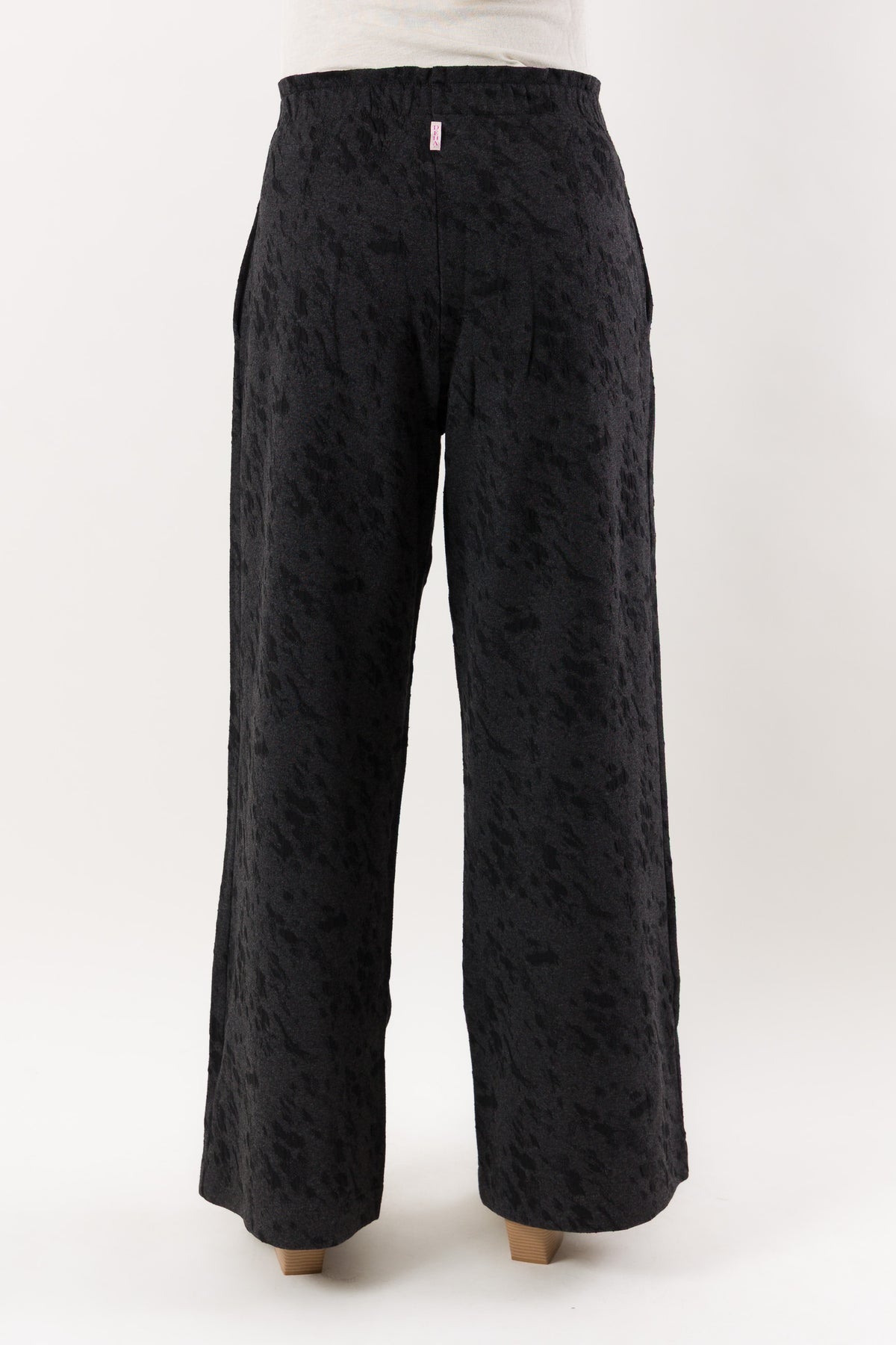 Pantaloni ampi fantasia jacquard D52526