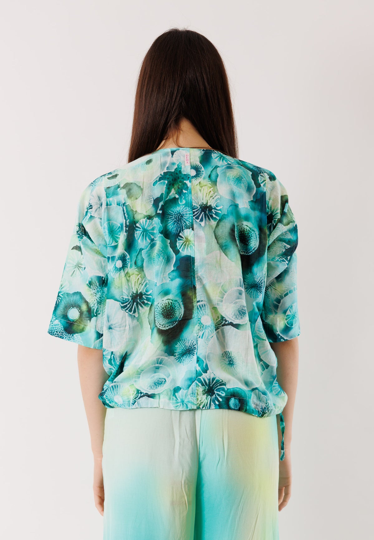 Blusa leggera scollo V D42532