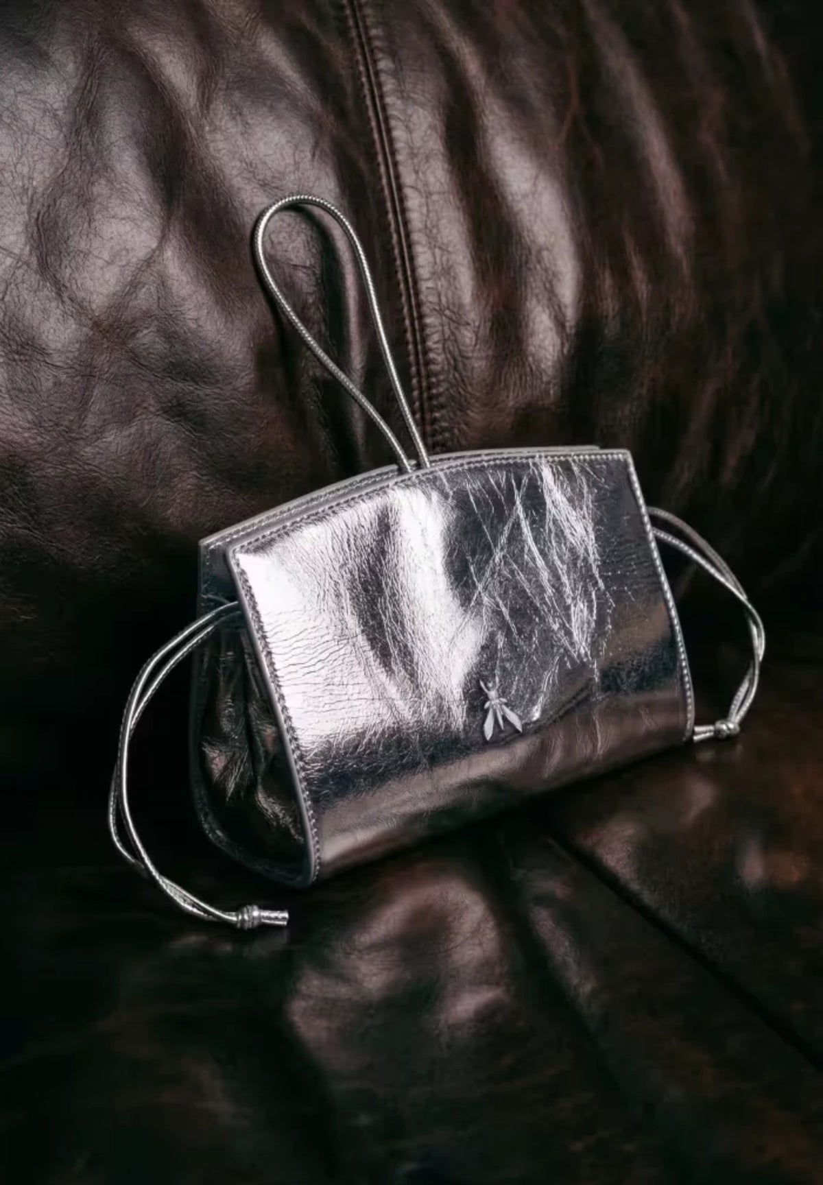 Pochette mini in pelle laminata 8B0059L0009S731