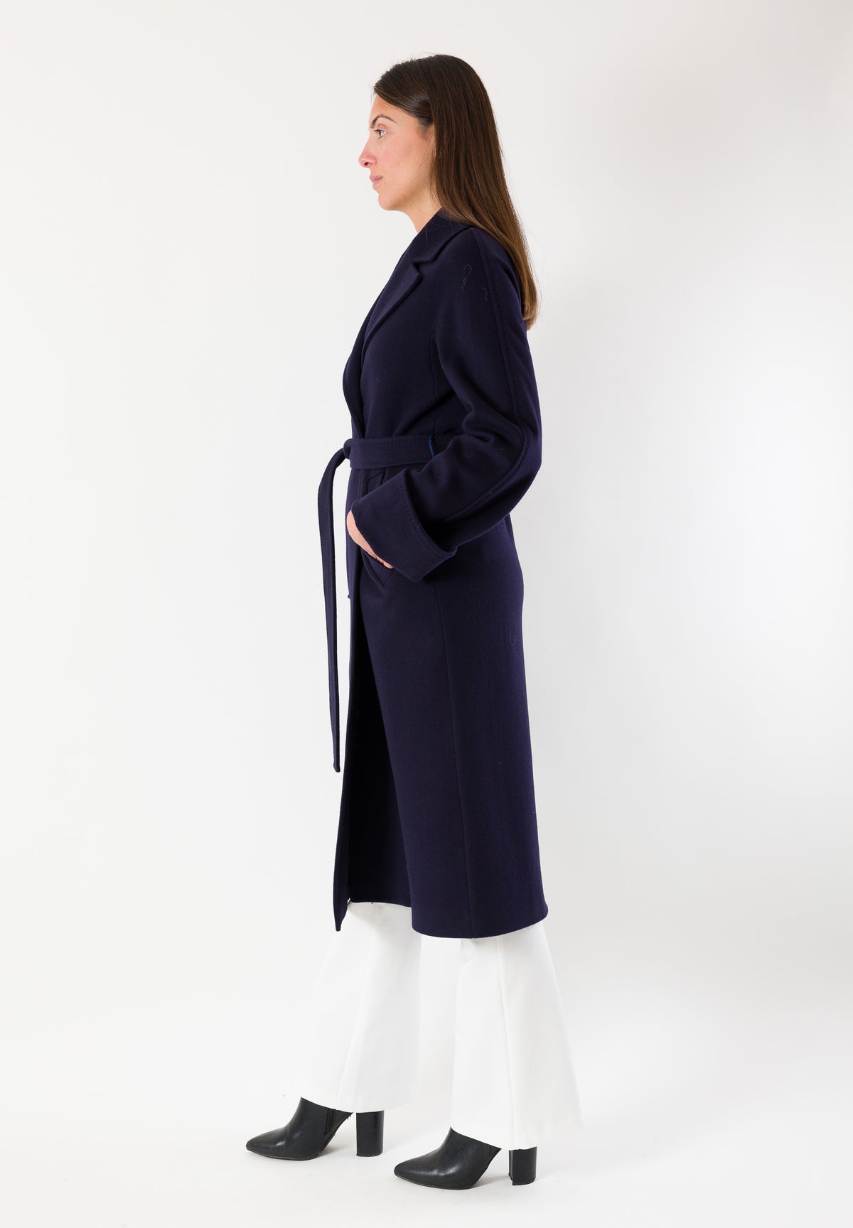 Cappotto lungo elegante in pura lana italiana.M11-120CV