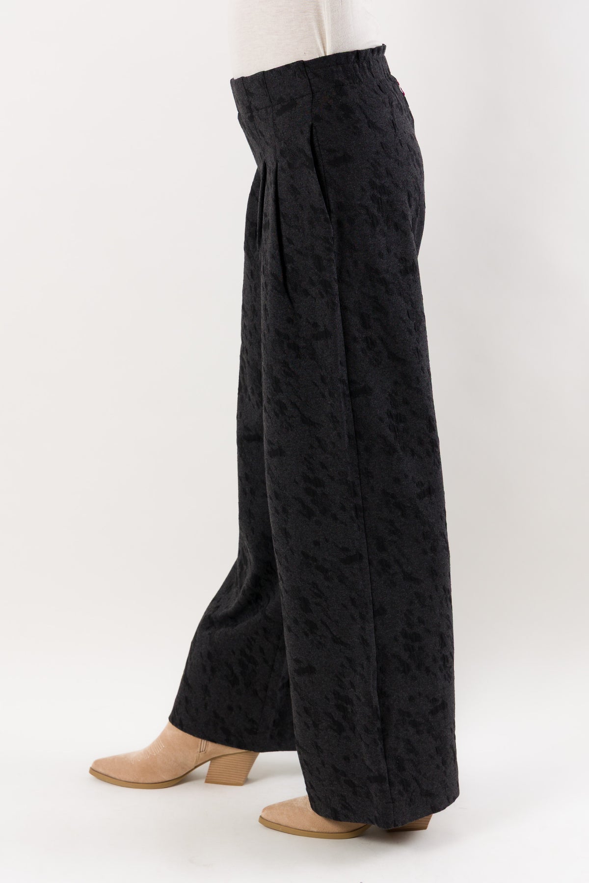 Pantaloni ampi fantasia jacquard D52526