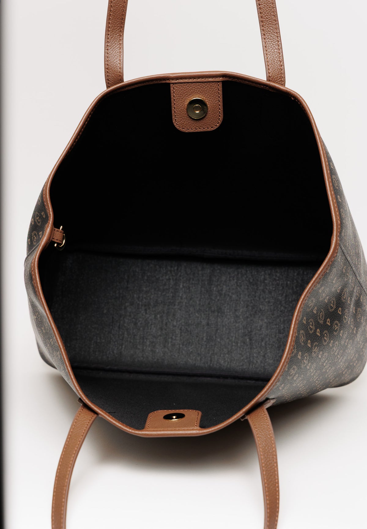 Shopper monogram con pochette TE8427PP06Q1100DPVC NERO