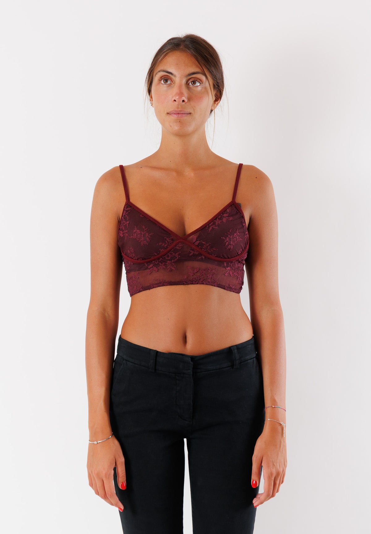 Top in pizzo con spalline sottili MR5010C