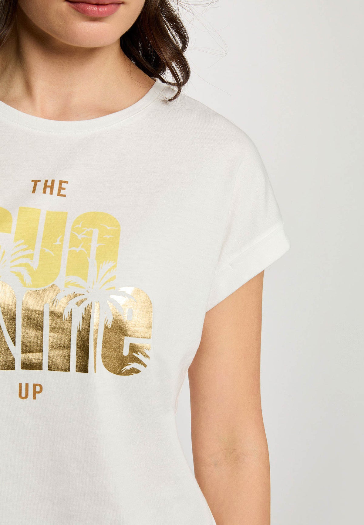 T-shirt con scritta frontale DSUNNY