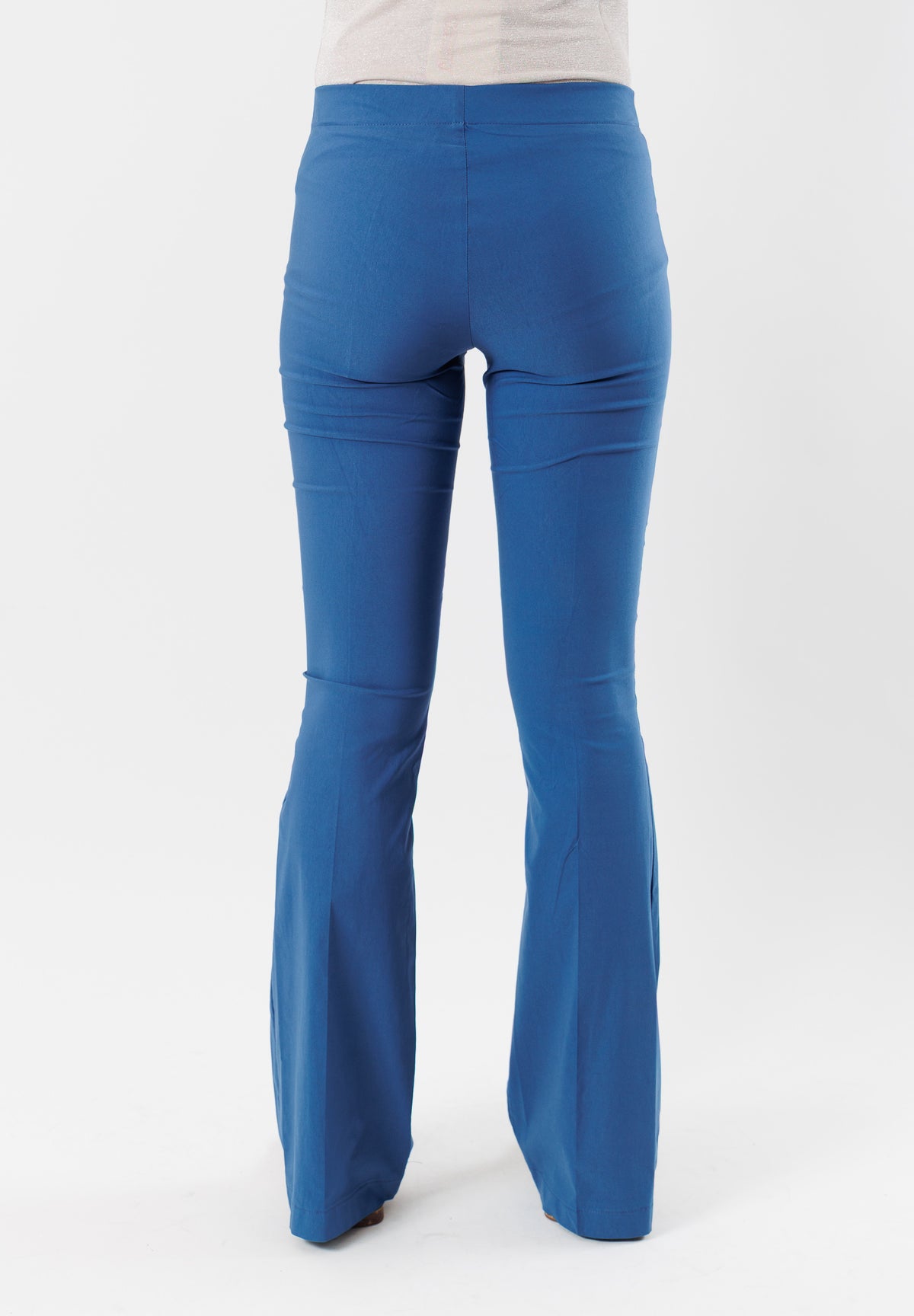 Pantaloni a zampa con vita regolare PE25060