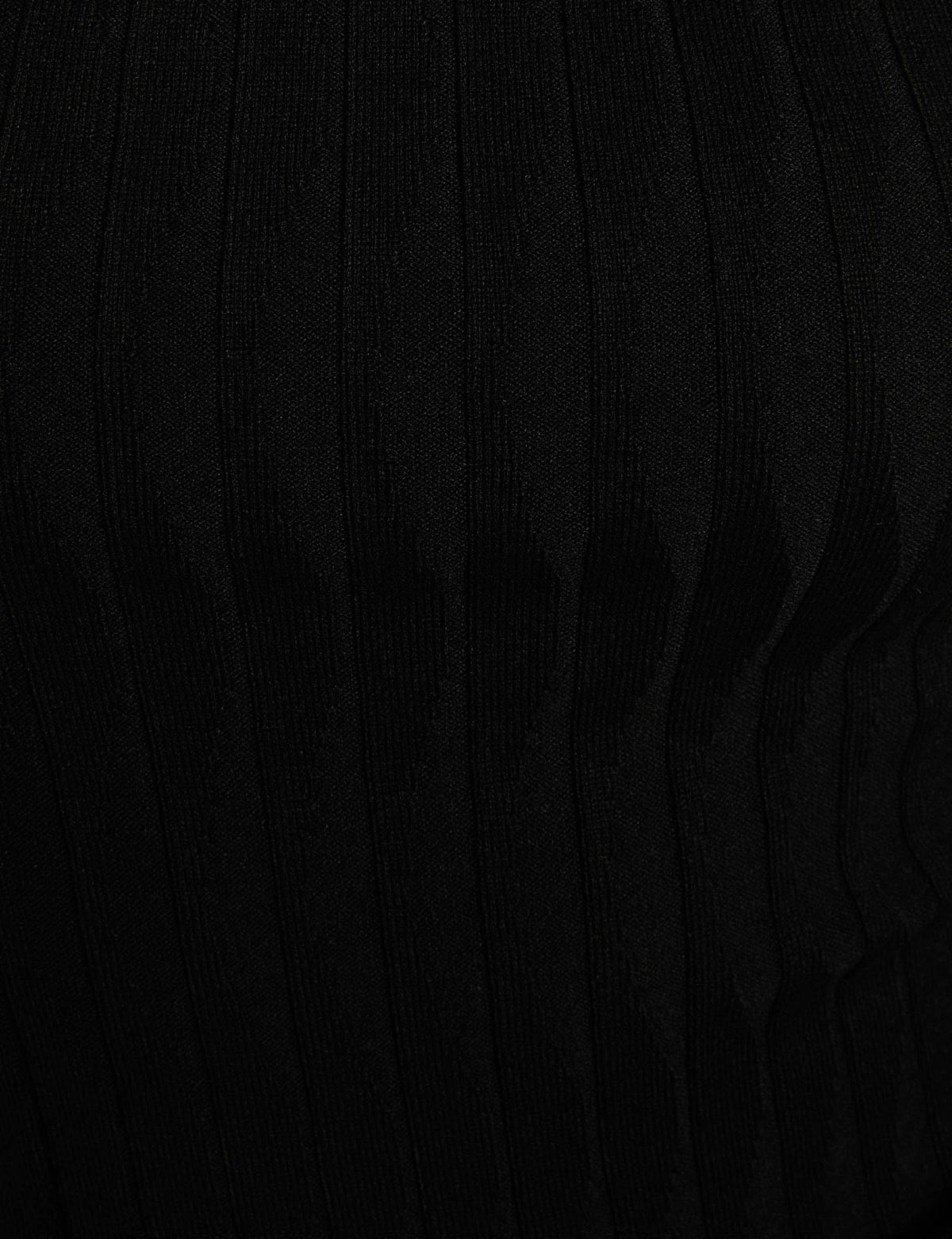Maglia a coste sottili con collo alto MROYA