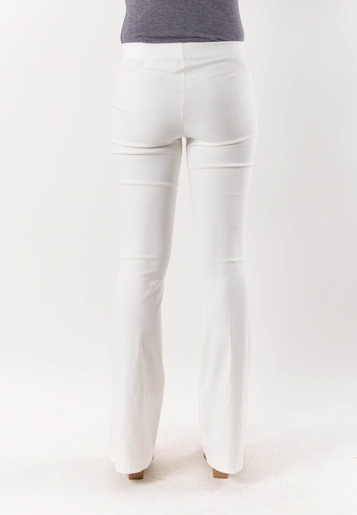 Pantaloni donna flare elasticizzati AI26647