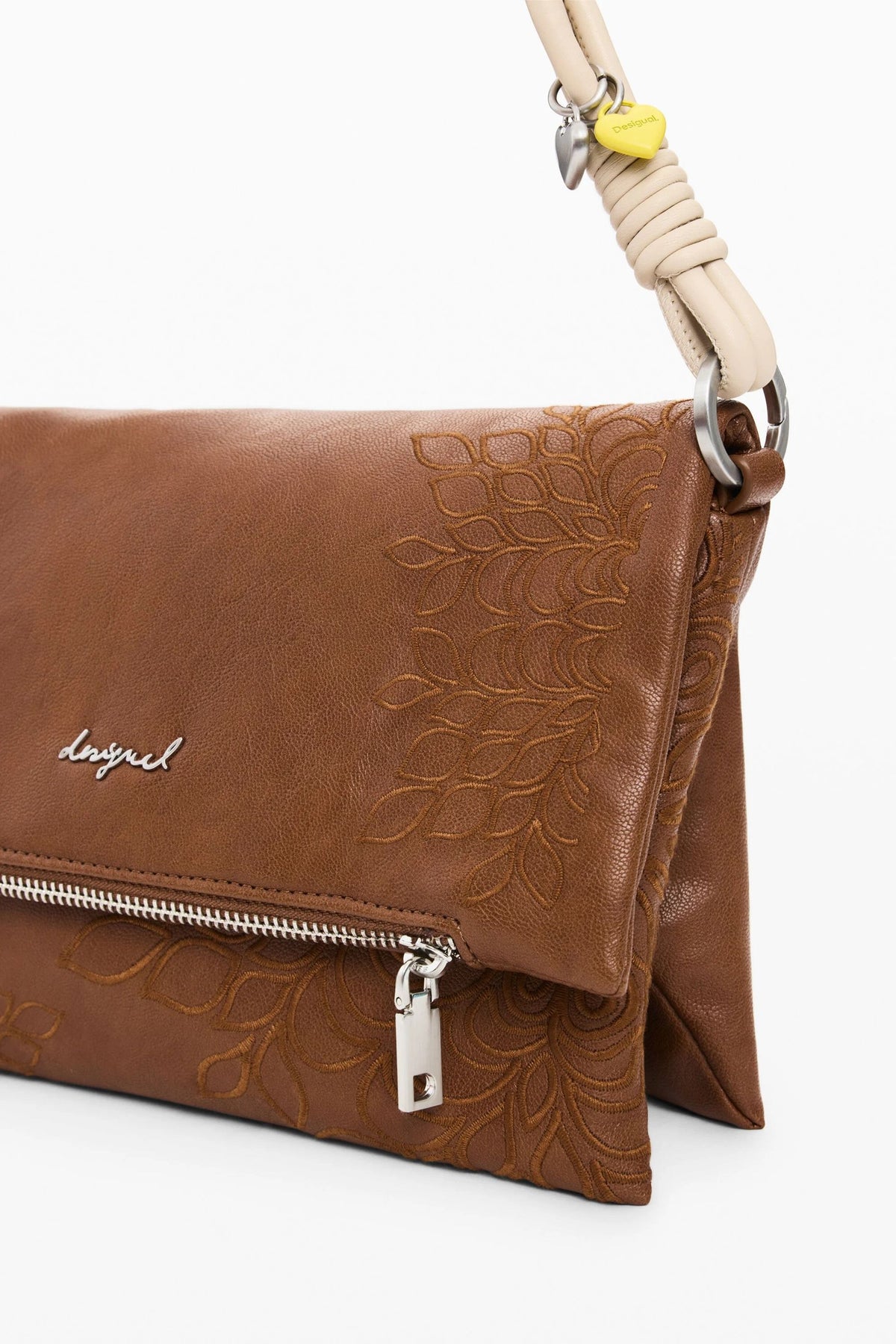 Borsa media con patta effetto pelle 26SAXPB8