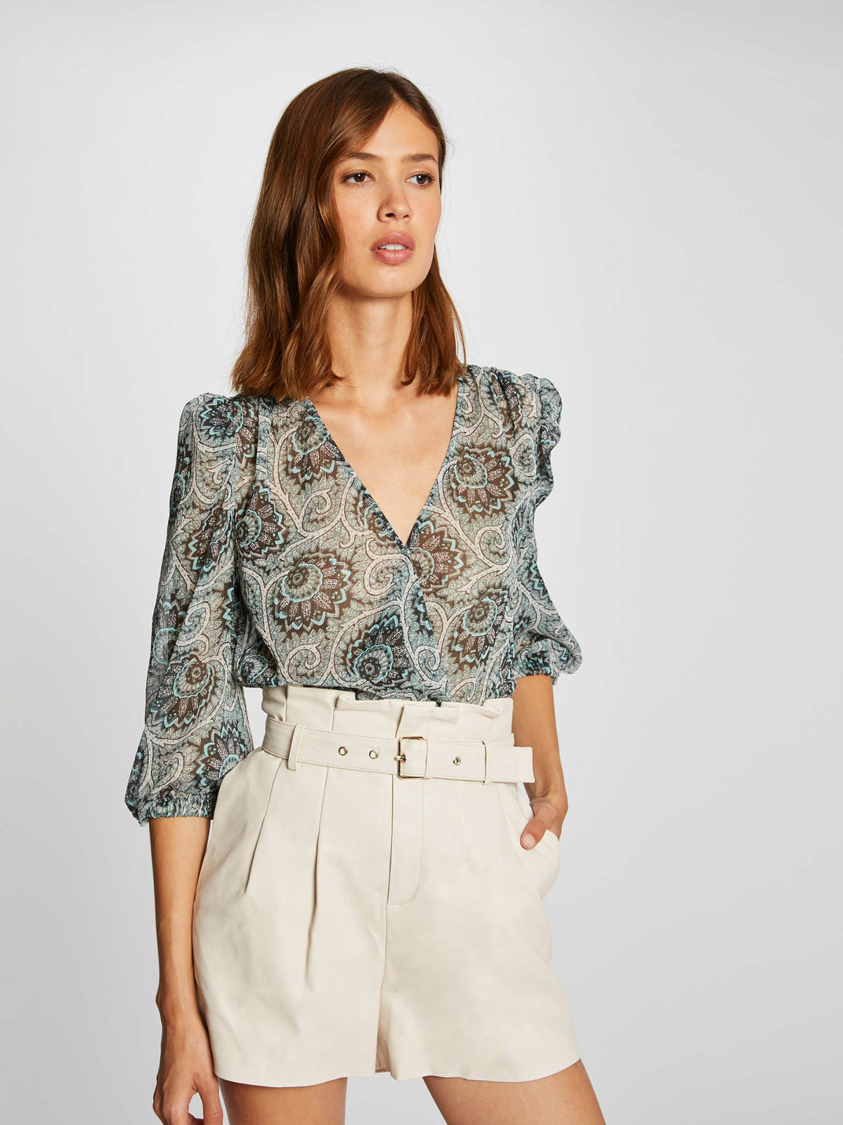 Shorts dritti a vita alta SHIMY