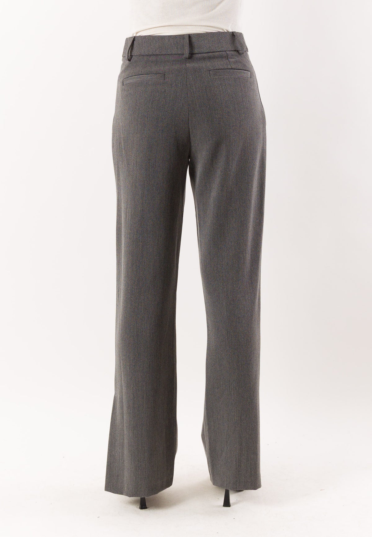 pantalone spacchi