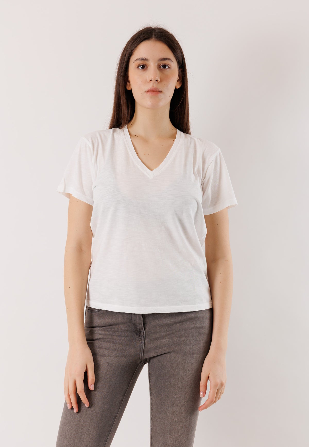 T-shirt scollo V morbida D42515