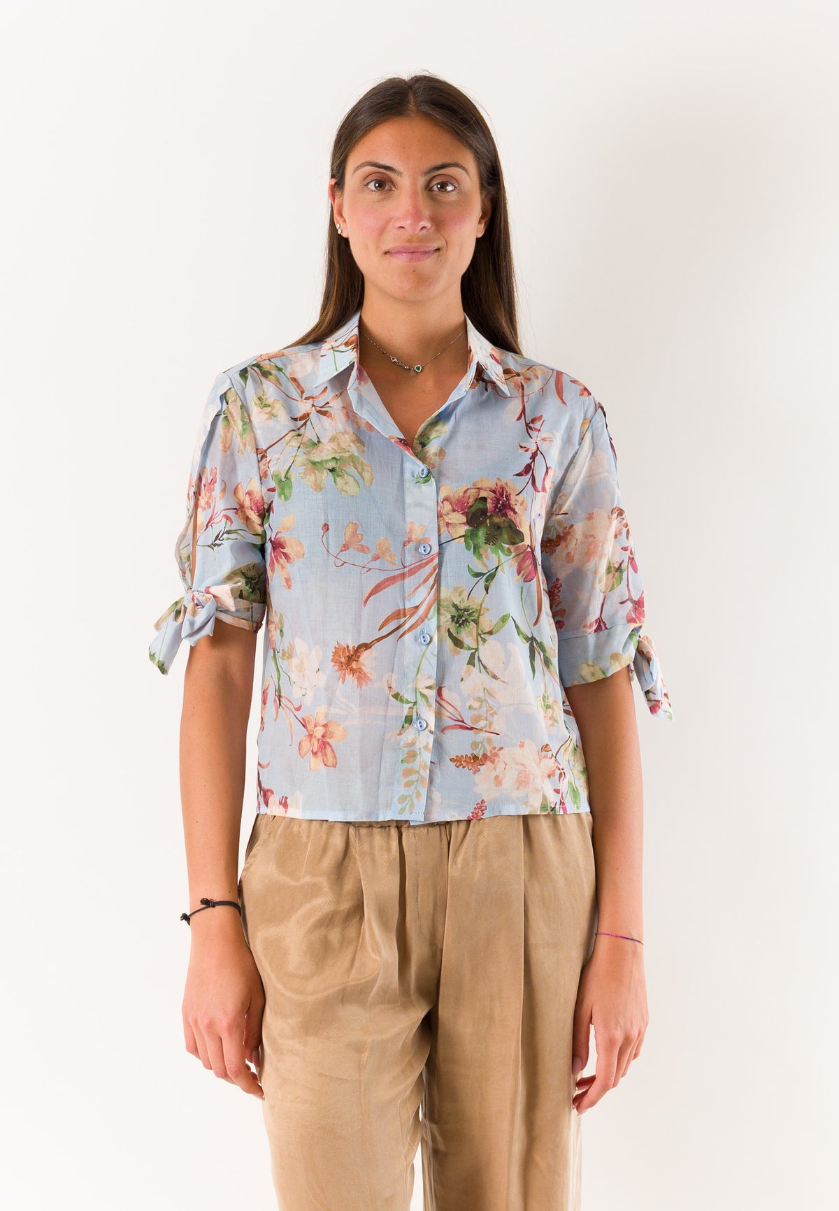 camicia fantasia con fiocchi PE26221