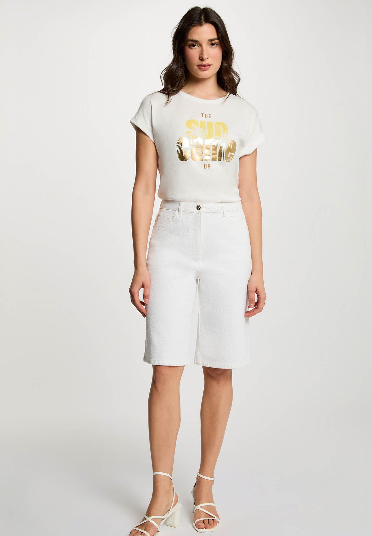 T-shirt con scritta frontale DSUNNY