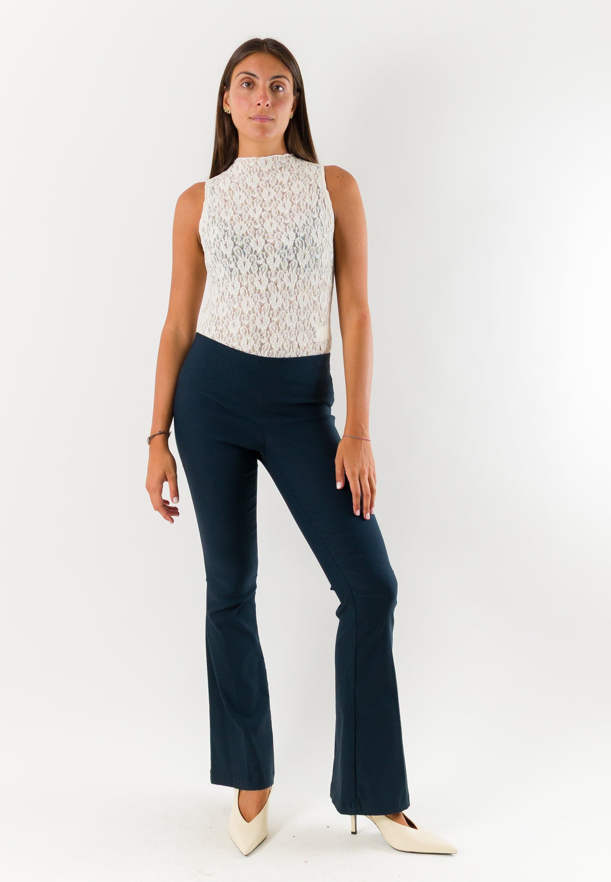 Pantaloni donna flare elasticizzati AI26647