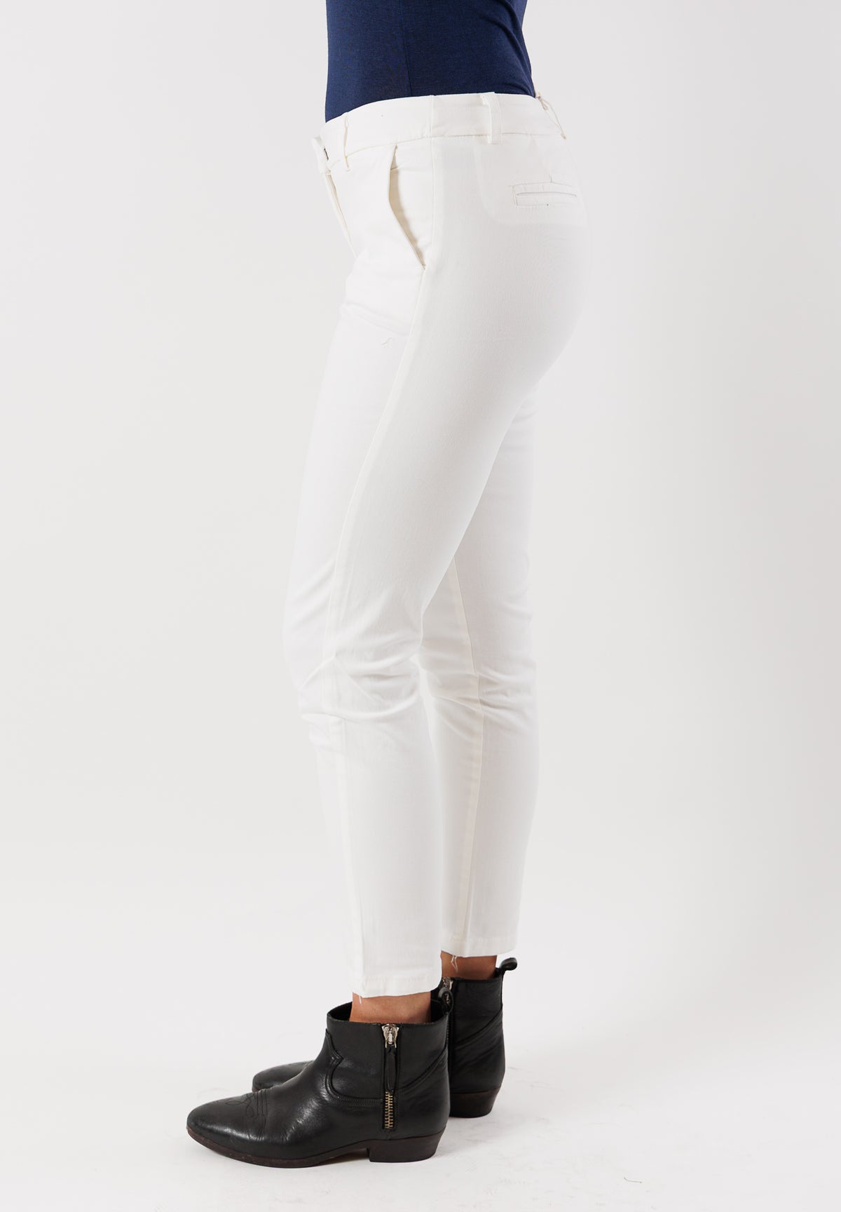 TT3000CAVORIO - Trousers - KONTATTO