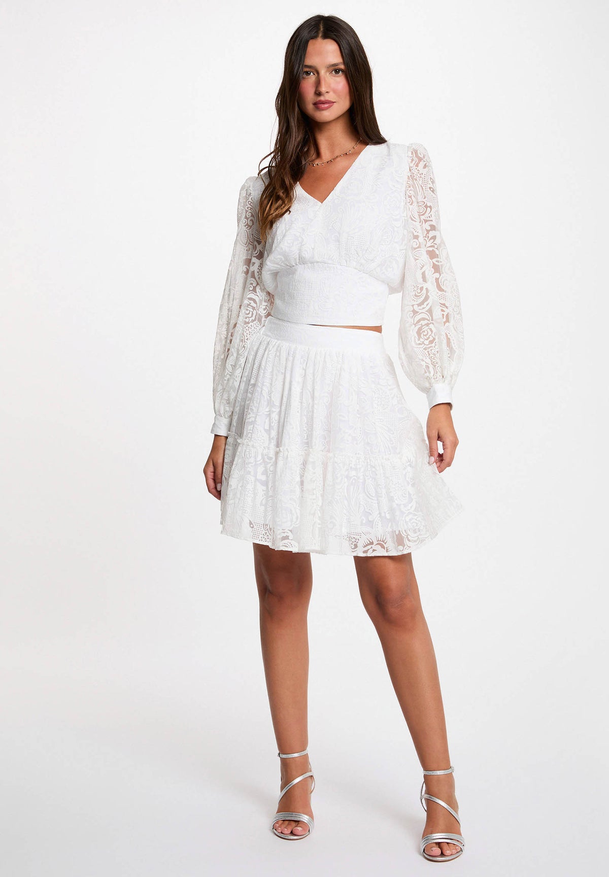 Blusa scollo V con ricami OLACO.F ( TAGLIE FRANCESI )