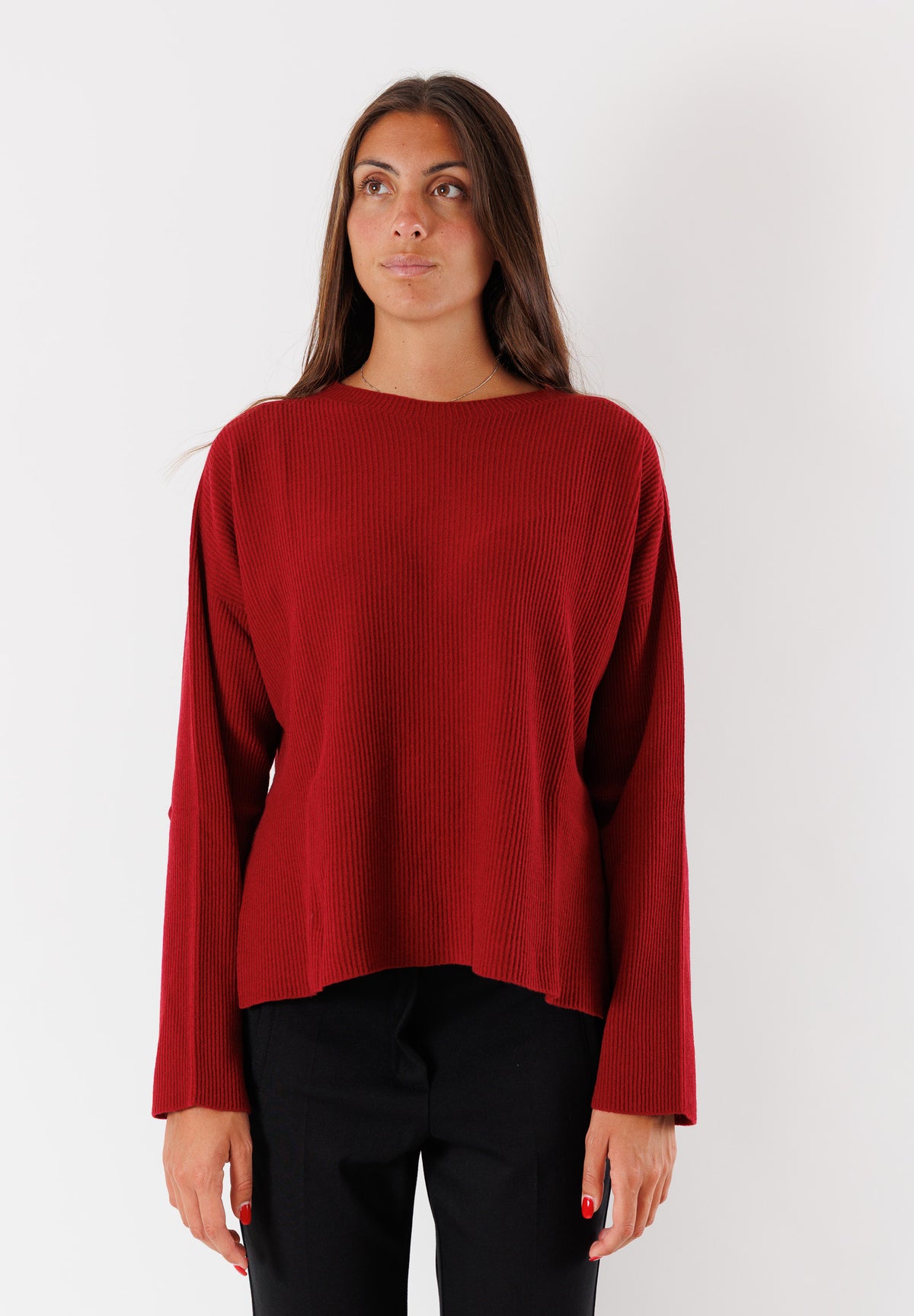 Maglia a costine,  manica lunga e scollo rotondo 3M0877