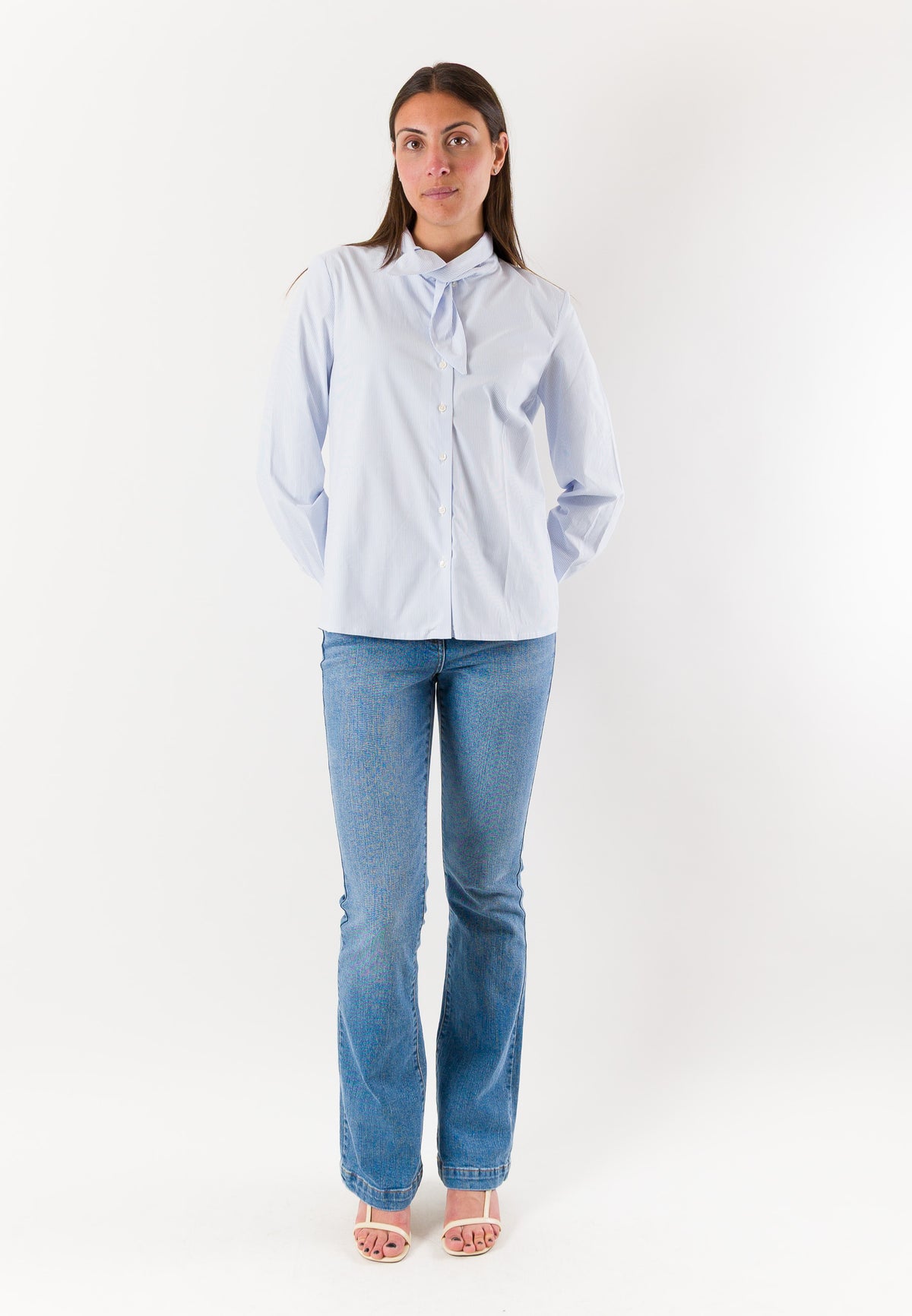 camicia a righe con fiocco sul collo RN3002