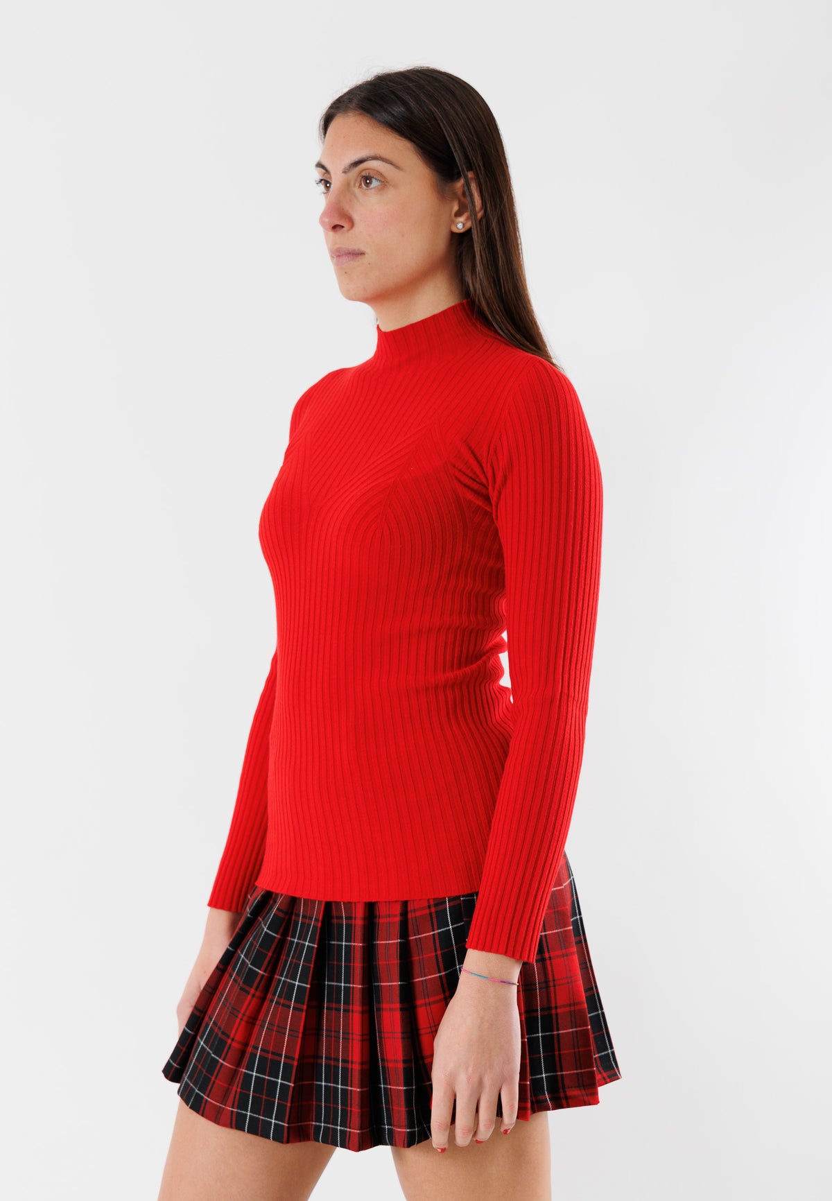 Pullover a coste sottili , con collo alto e linea aderente 3M0814