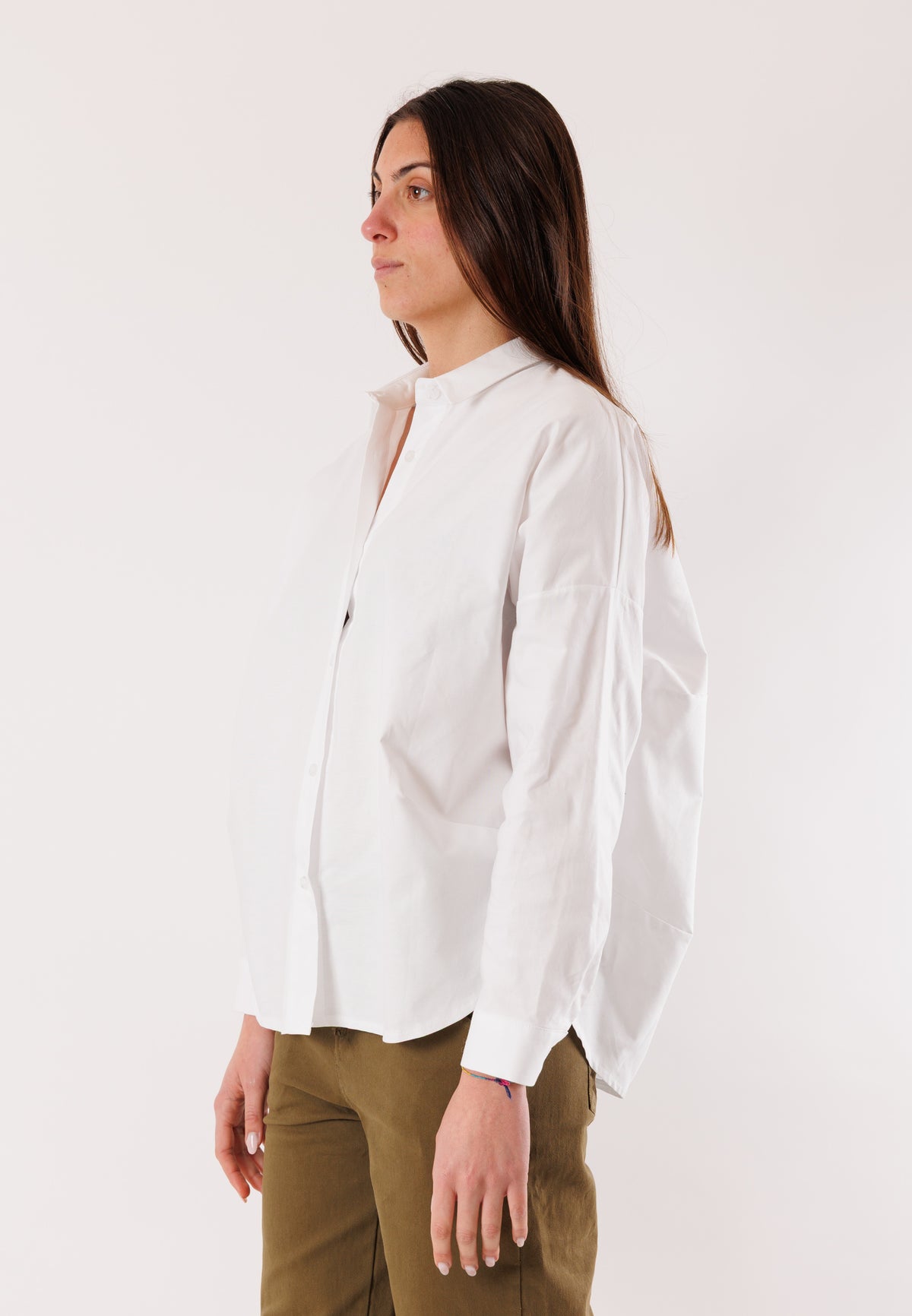 camicia over pinces sul fondo NH406C