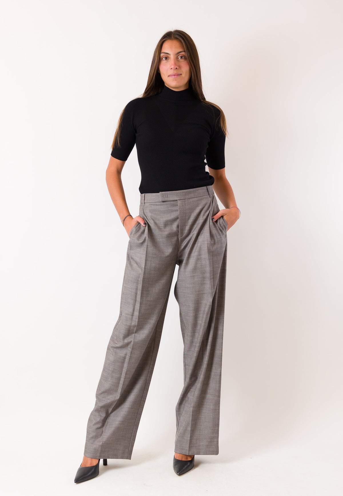 Pantaloni ampi sartoriali fluidi 8P0535