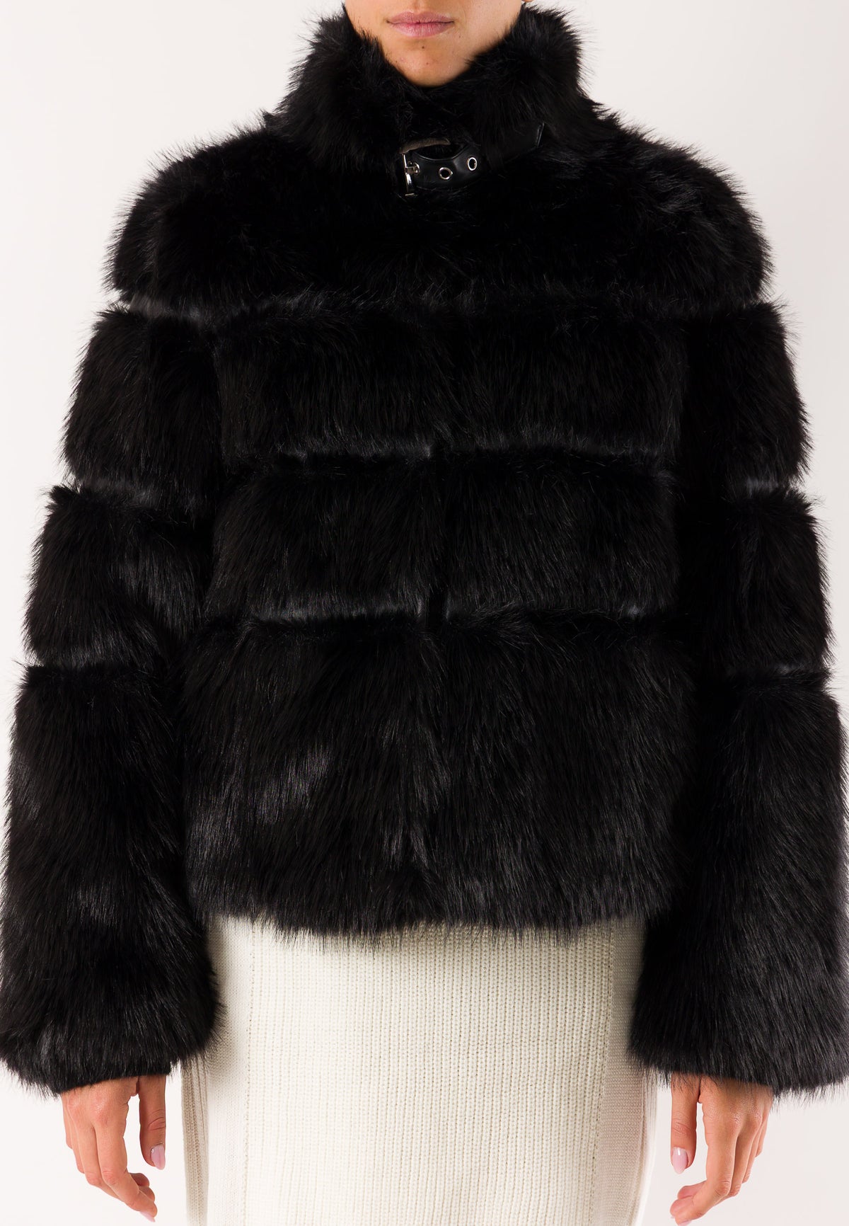 Patrizia Pepe 2O0185 eco-pelliccia cropped