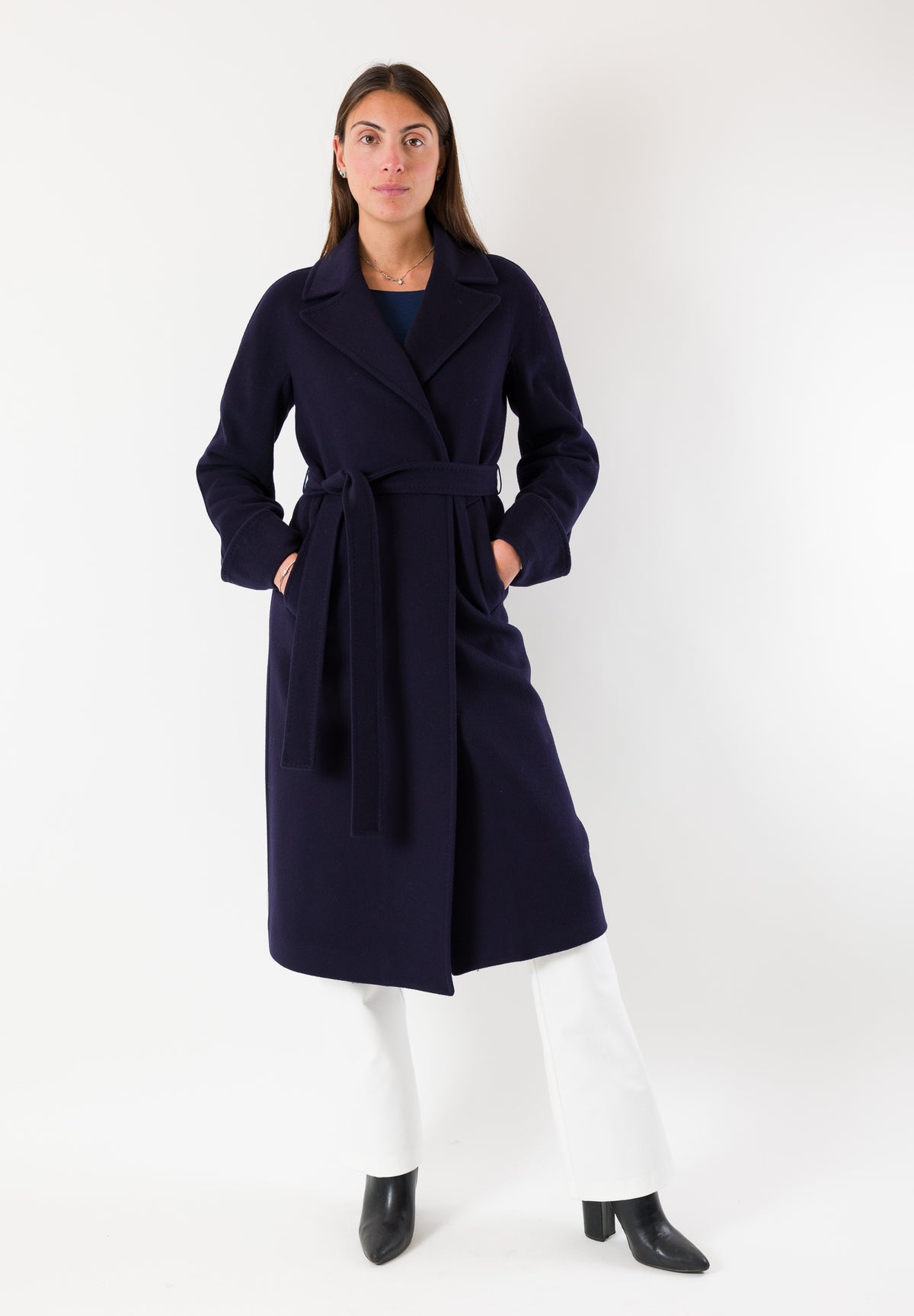 Cappotto lungo elegante in pura lana italiana.M11-120CV