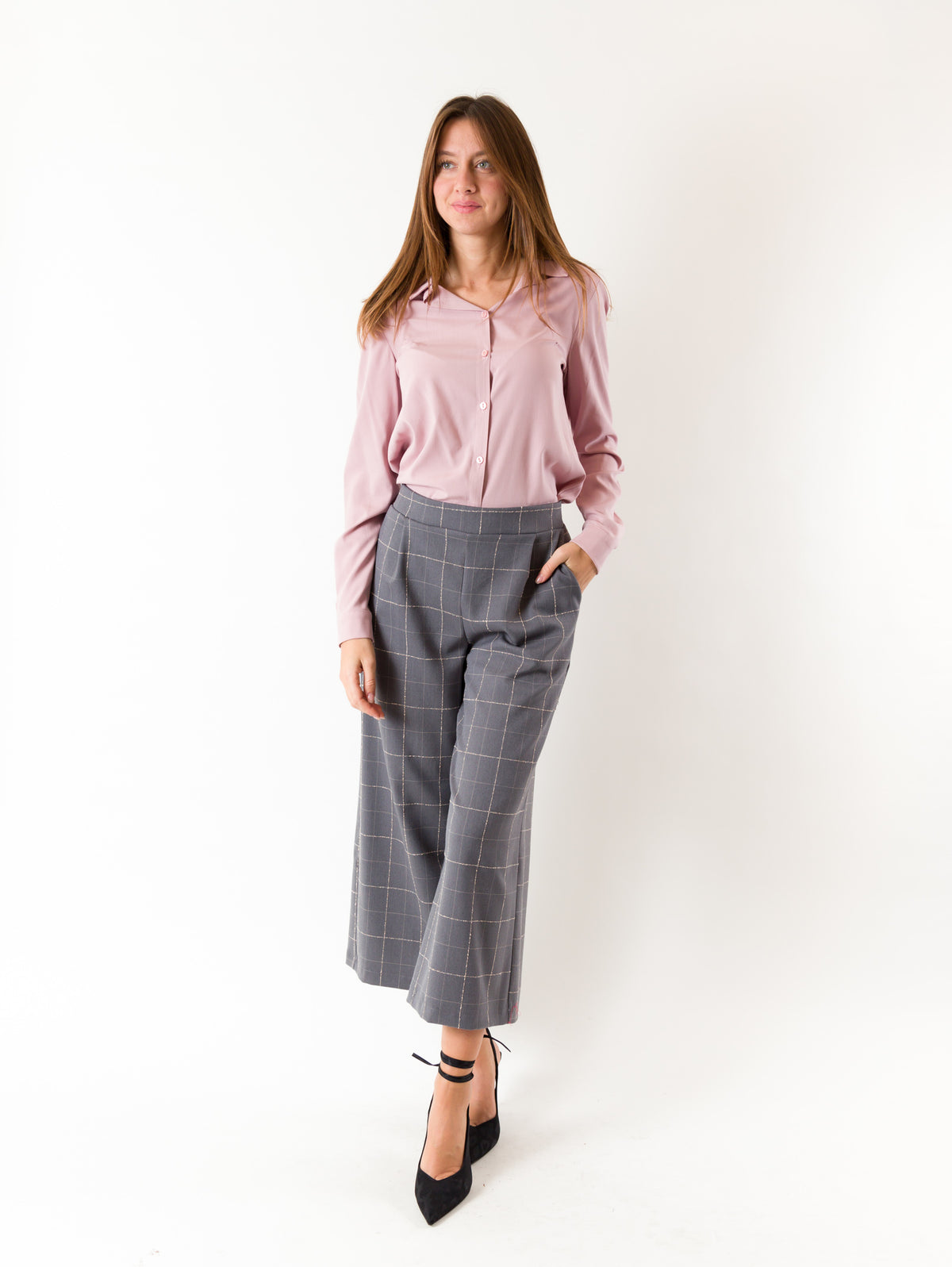 MESANGE Women's Trousers Grey