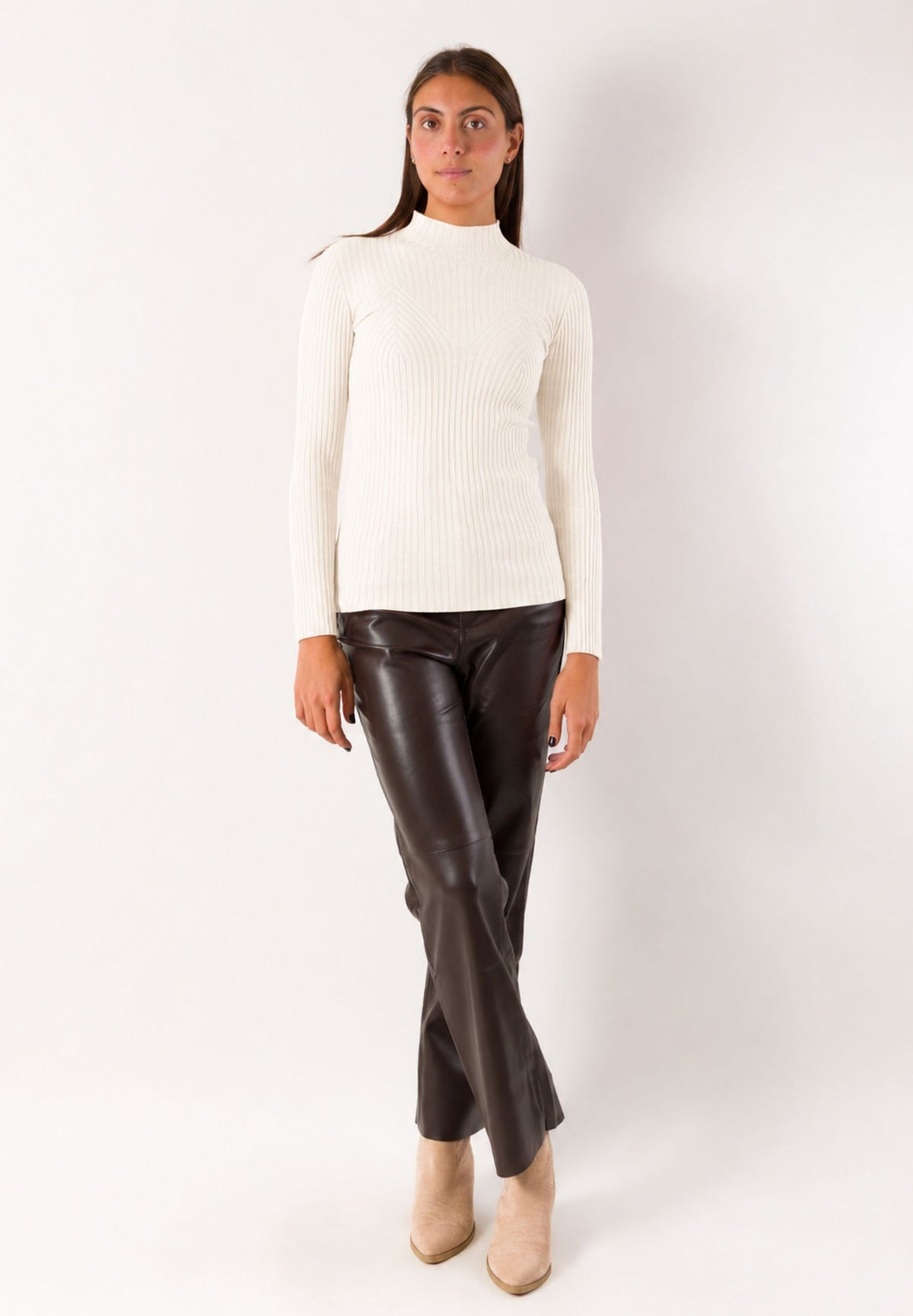 Maglia a coste collo alto 3M1714