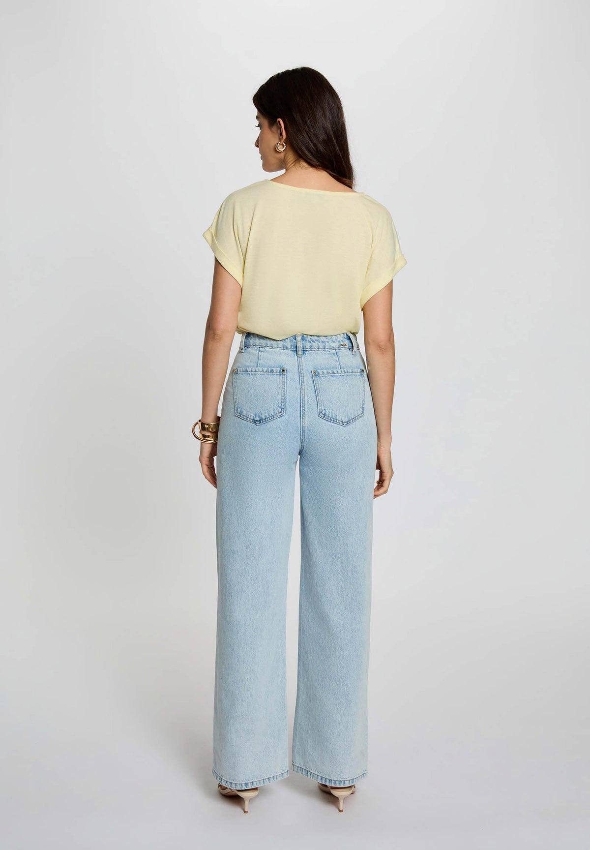 T-shirt con scollo ondulato DIANA
