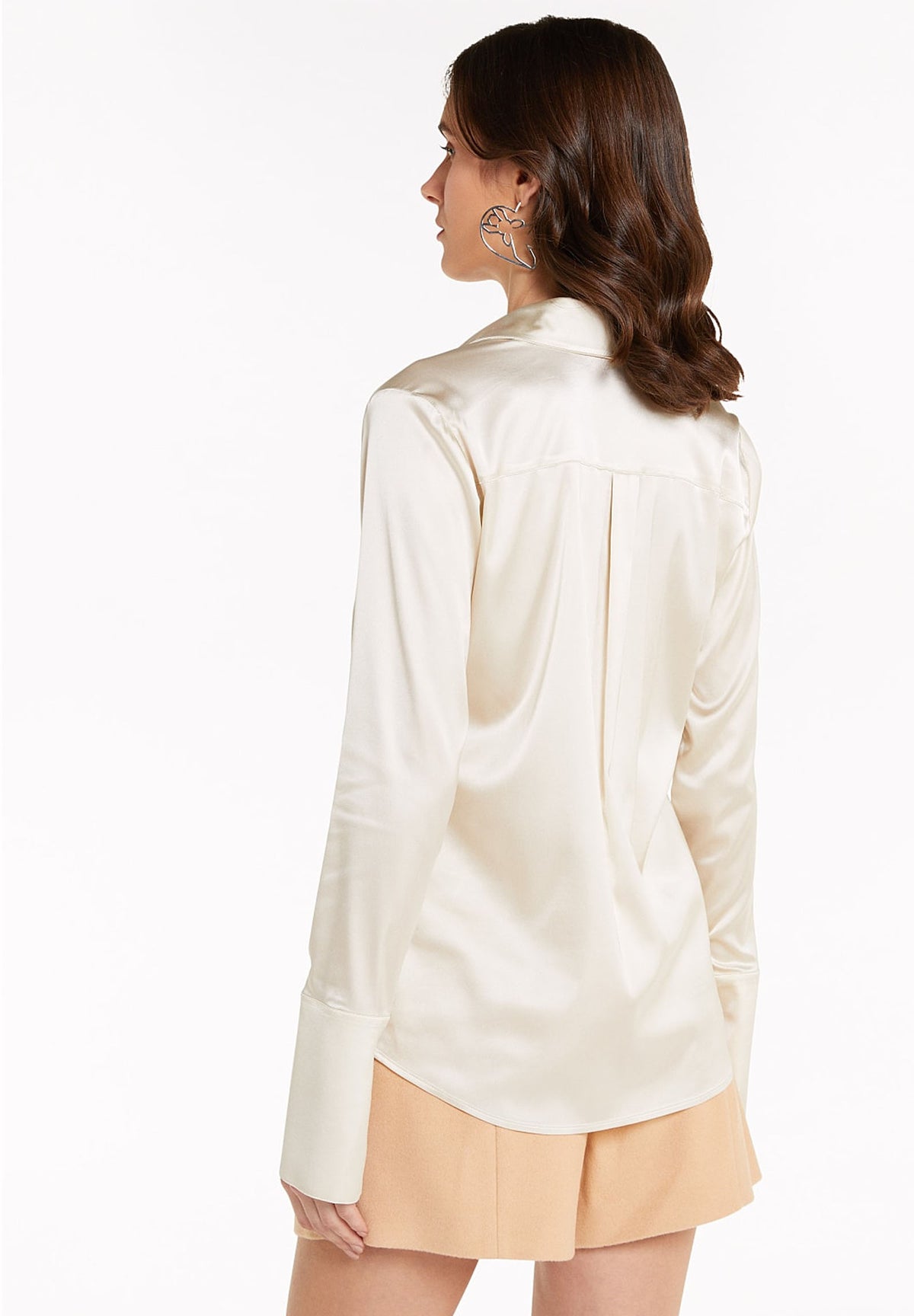 Camicia maschile in raso 8C0326