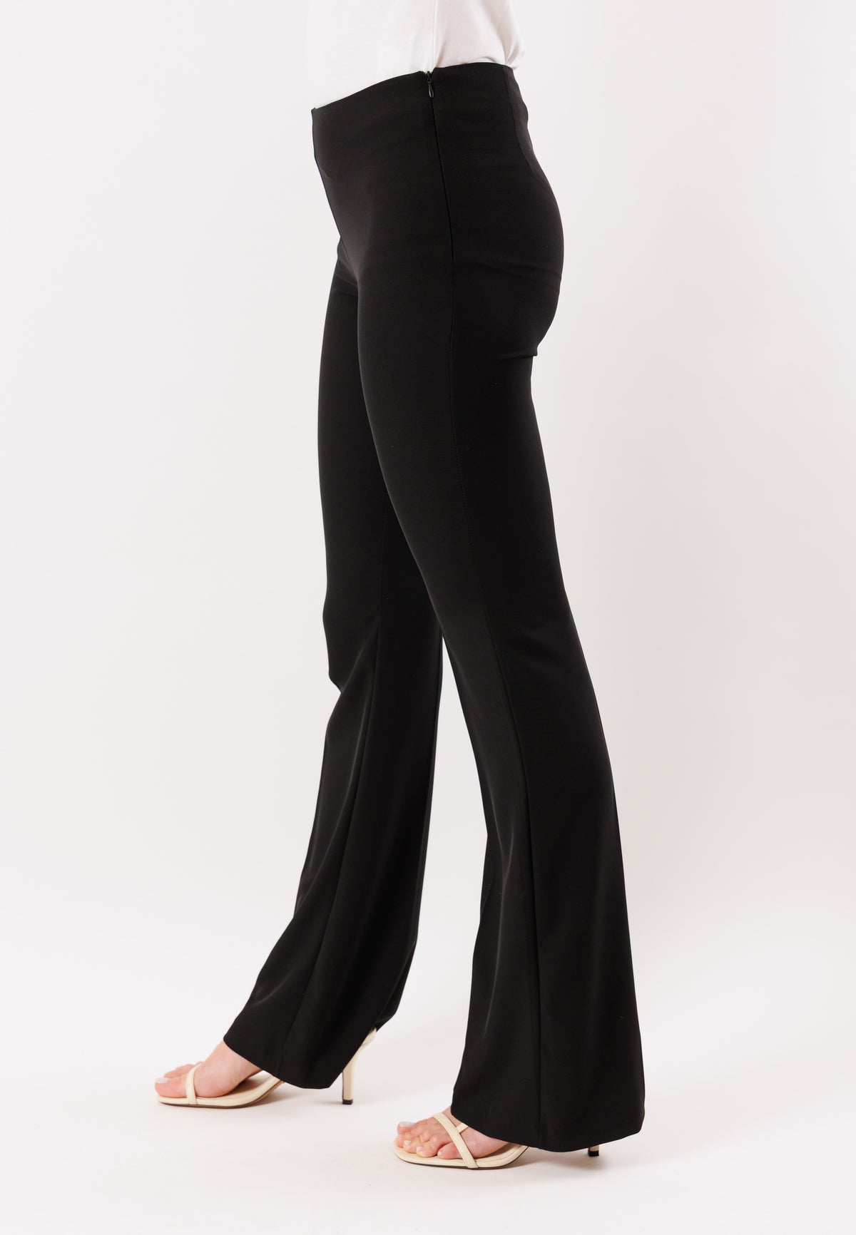 pantalone a zampa PE26004