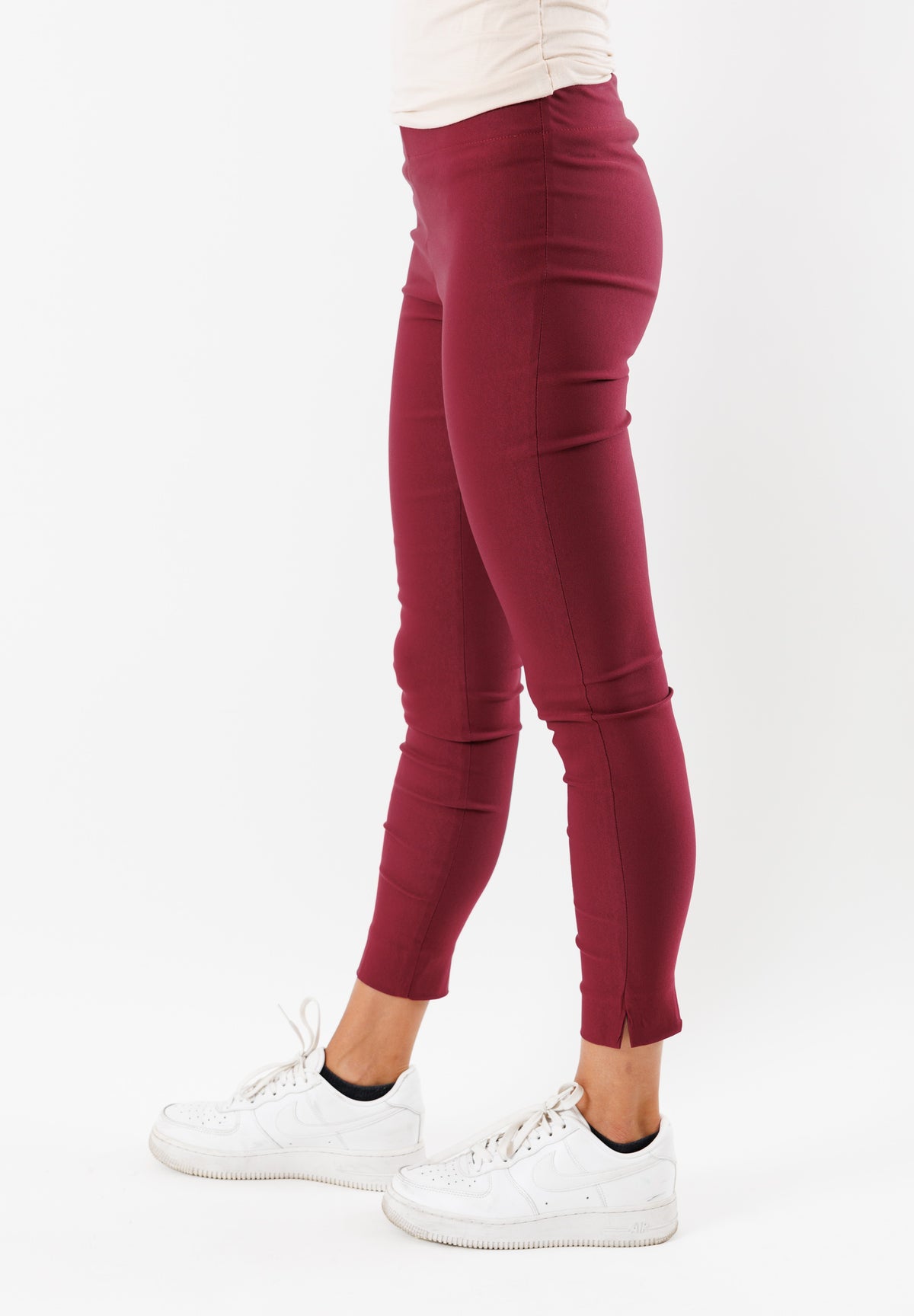 MESANGE Women's Pants WINE