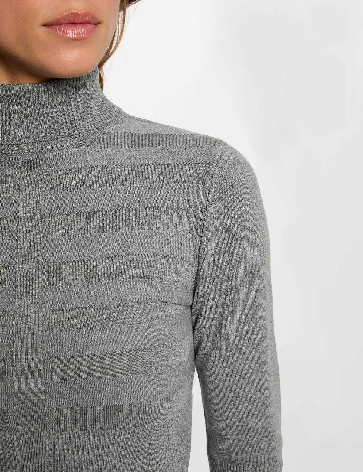 Maglia aderente a collo alto MENTOS.M