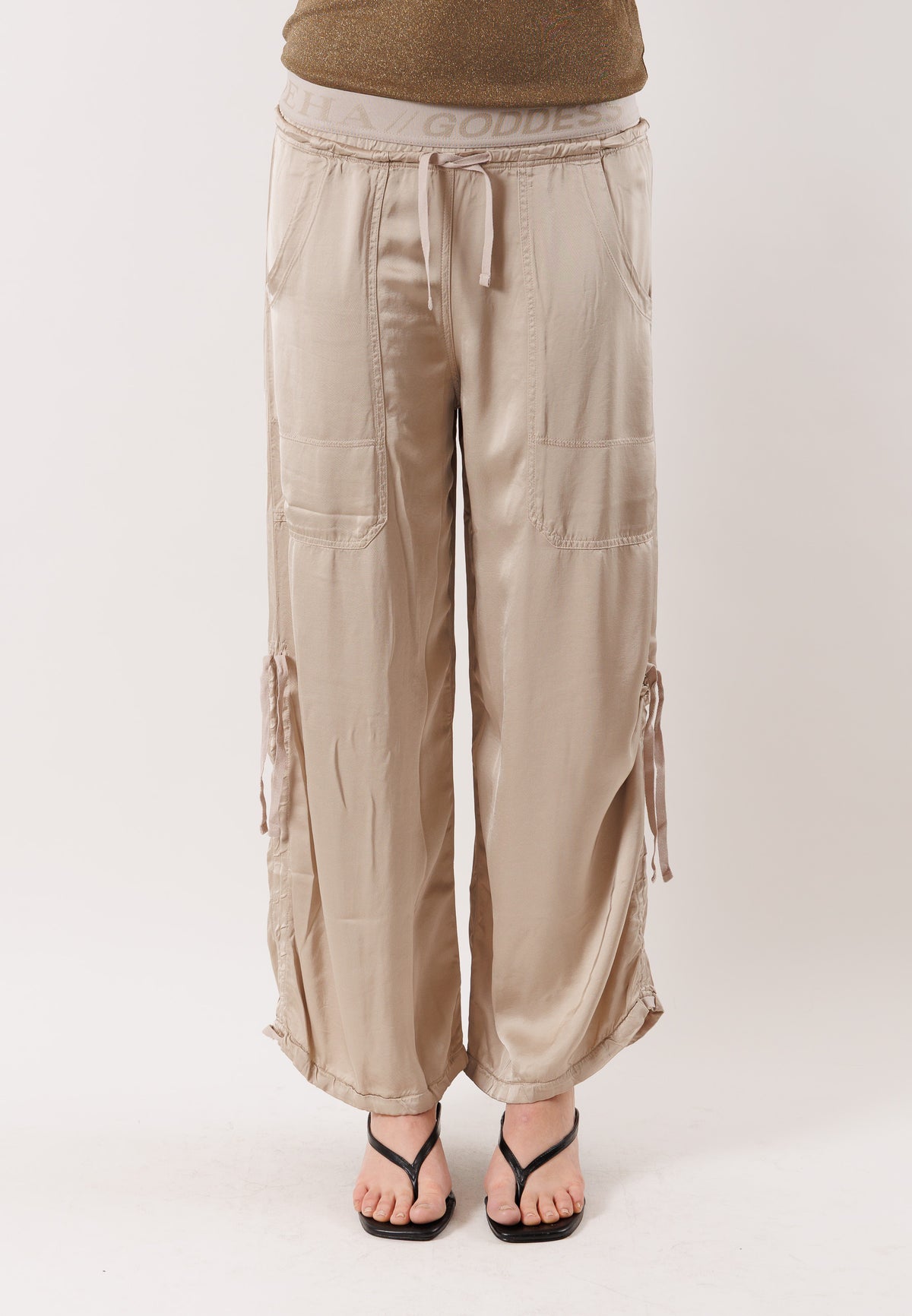Pantaloni leggeri con coulisse D42125
