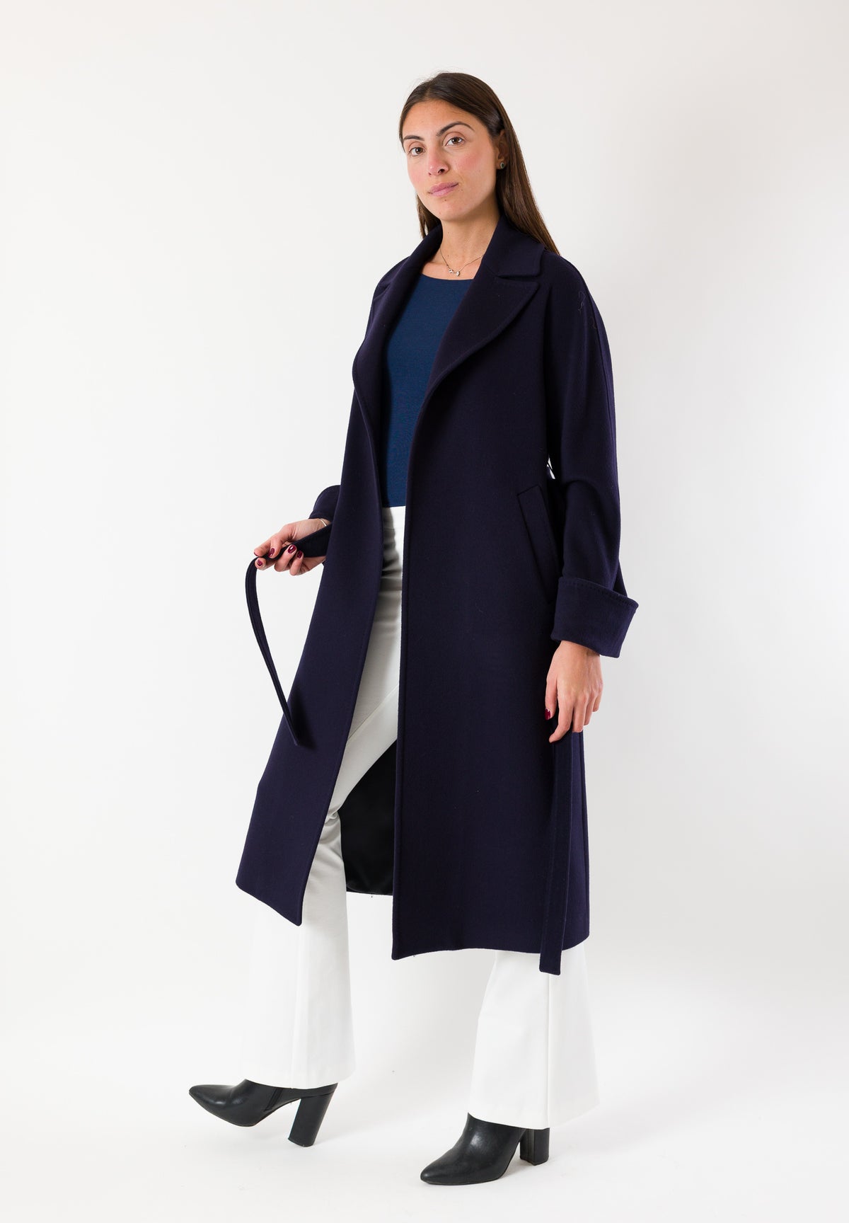 Cappotto lungo elegante in pura lana italiana.M11-120CV