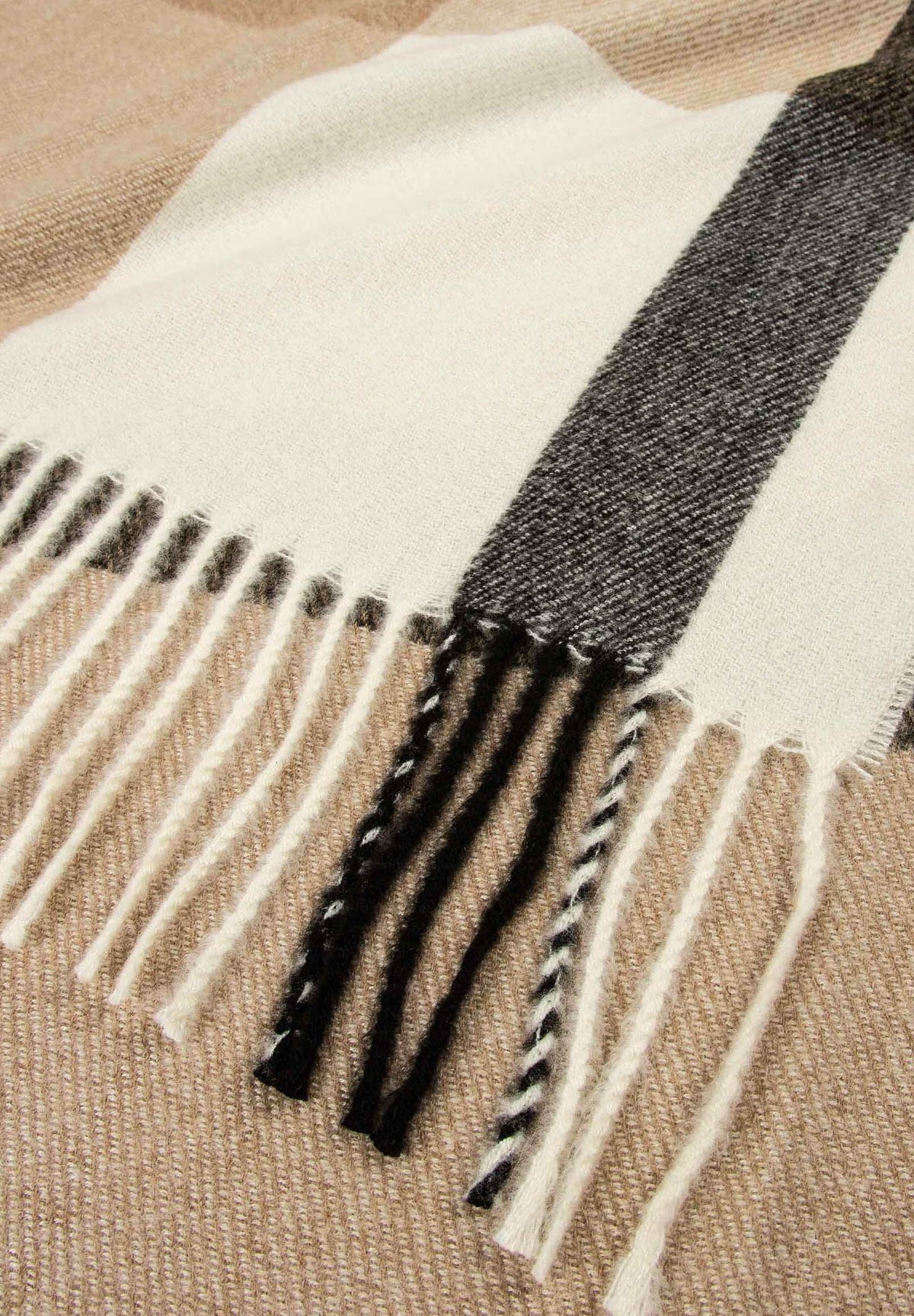 MORGAN DE TOI Women's Scarf BLACK-BEIGE