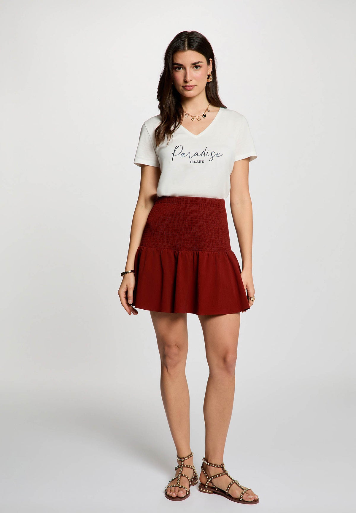 T-shirt scollo a V con scritta Paradise DBEACH