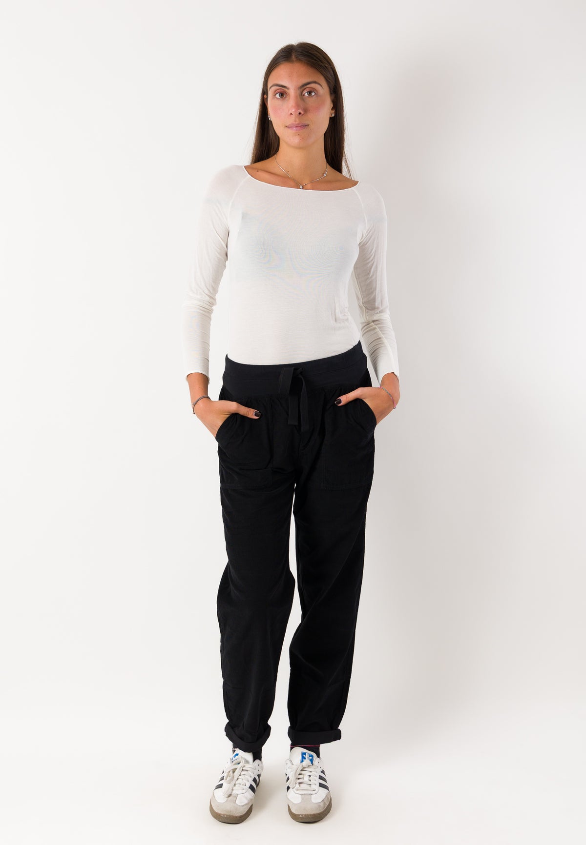 Pantaloni jogger in cotone D52359