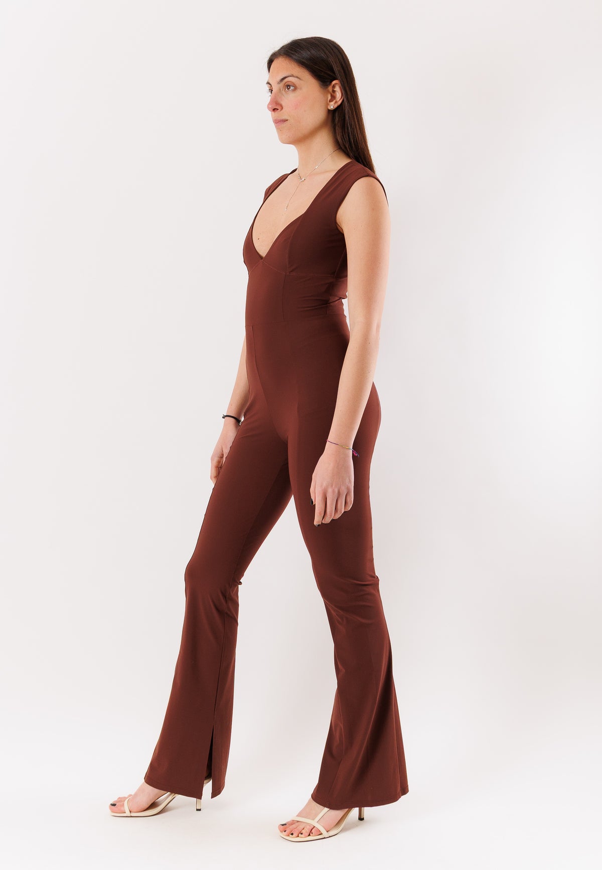 Tuta aderente con pantaloni svasati 2T0098JZ26