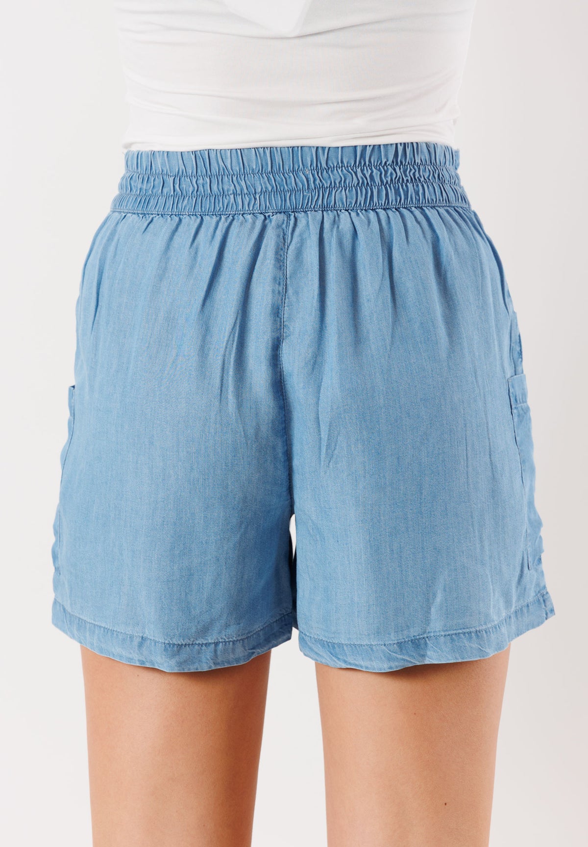 Shorts in Tencel con Cintura Z621DE