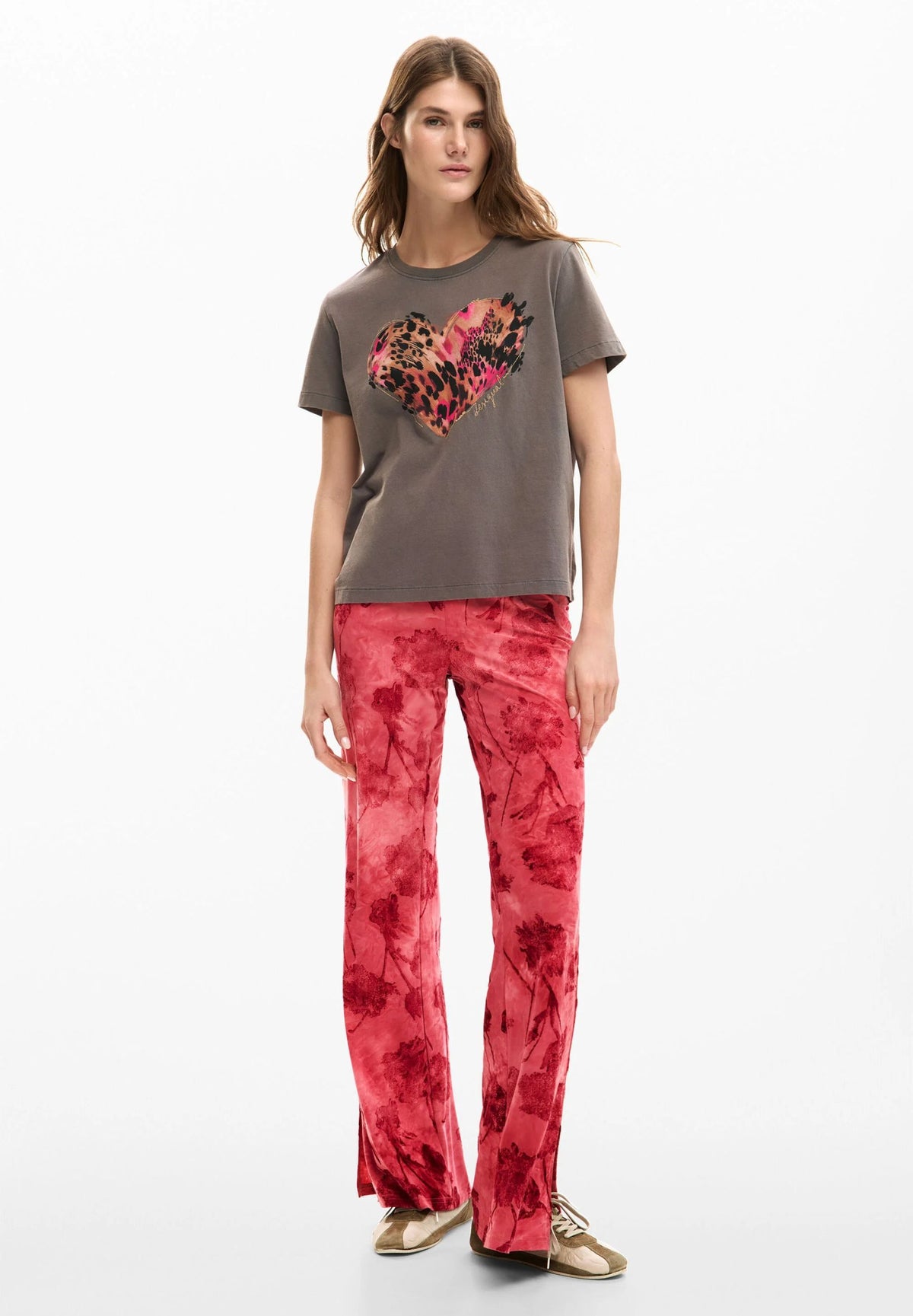 T-shirt con stampa cuore animal print 26SWTK53